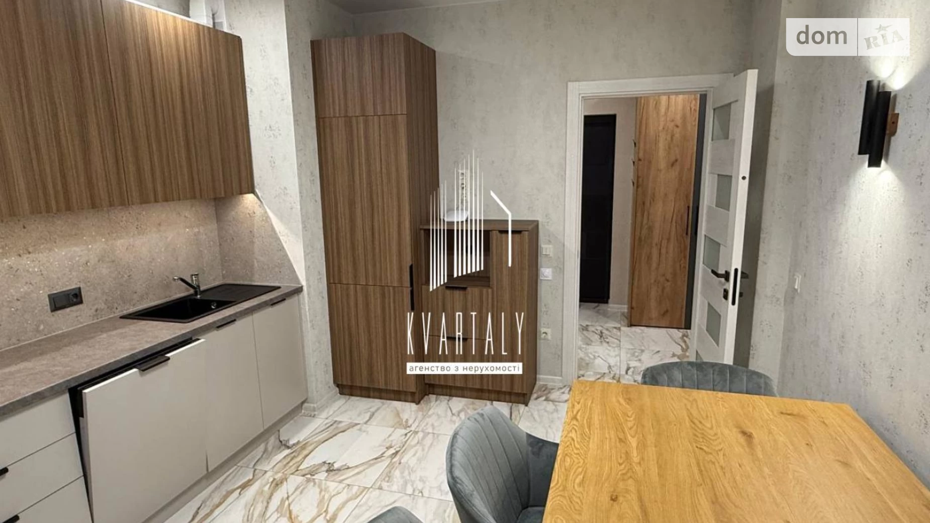 Продается 1-комнатная квартира 63 кв. м в Киеве, ул. Бердника Олеся, 1Г - фото 4