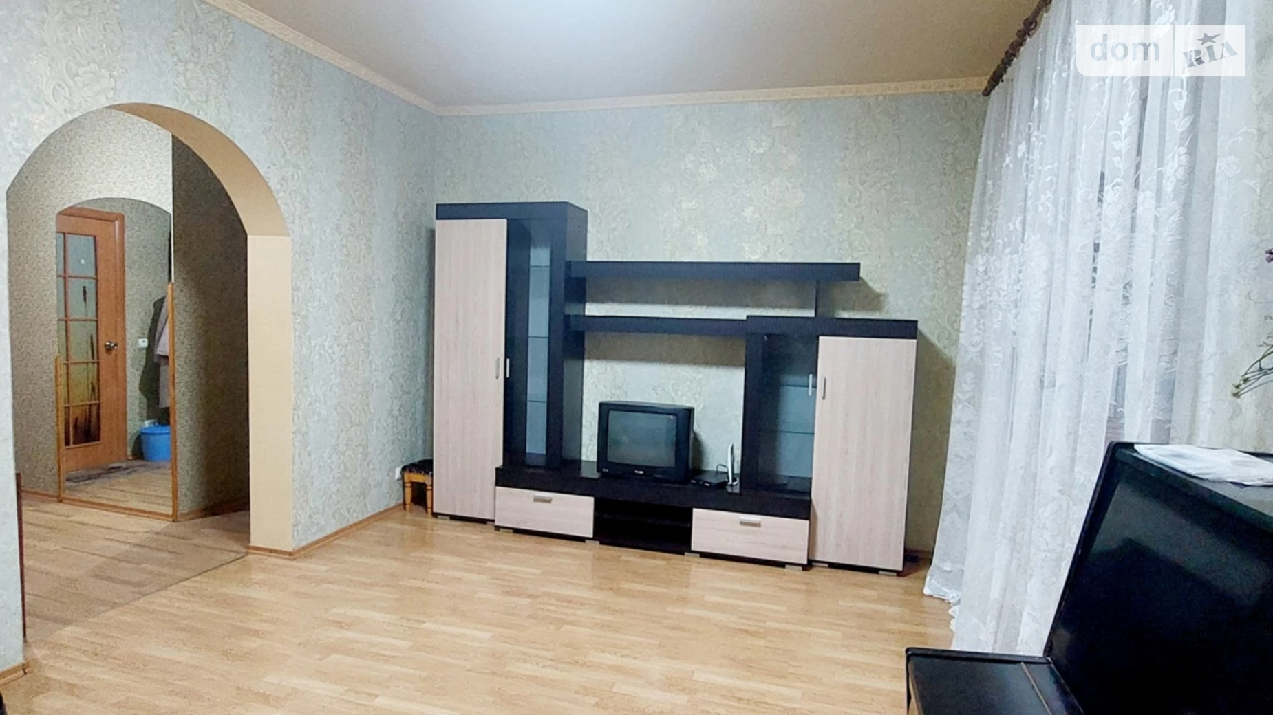 Продается 3-комнатная квартира 66.6 кв. м в Днепре, ул. Спартака, 41 - фото 2