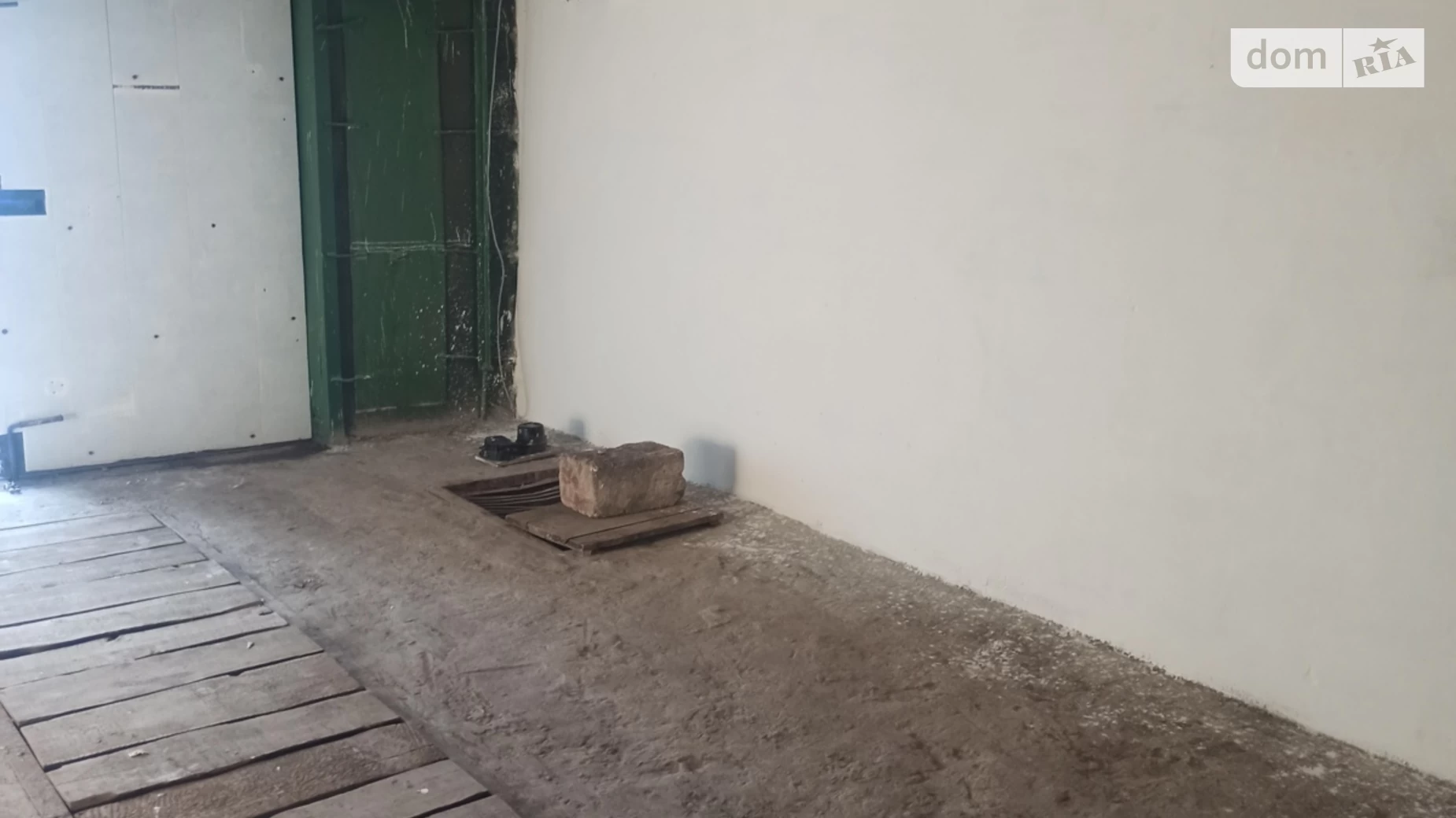Сдается в аренду отдельно стоящий гараж под легковое авто на 29 кв. м, цена: 2100 грн - фото 3
