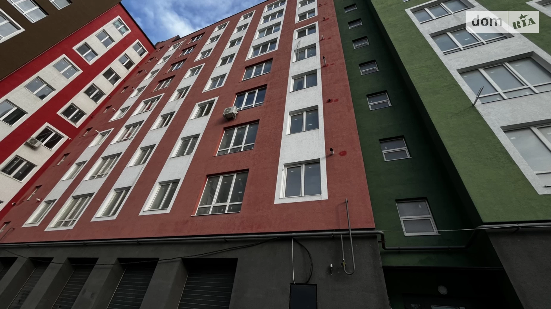 Продається 2-кімнатна квартира 72 кв. м у Івано-Франківську, вул. Хмельницького Богдана - фото 2