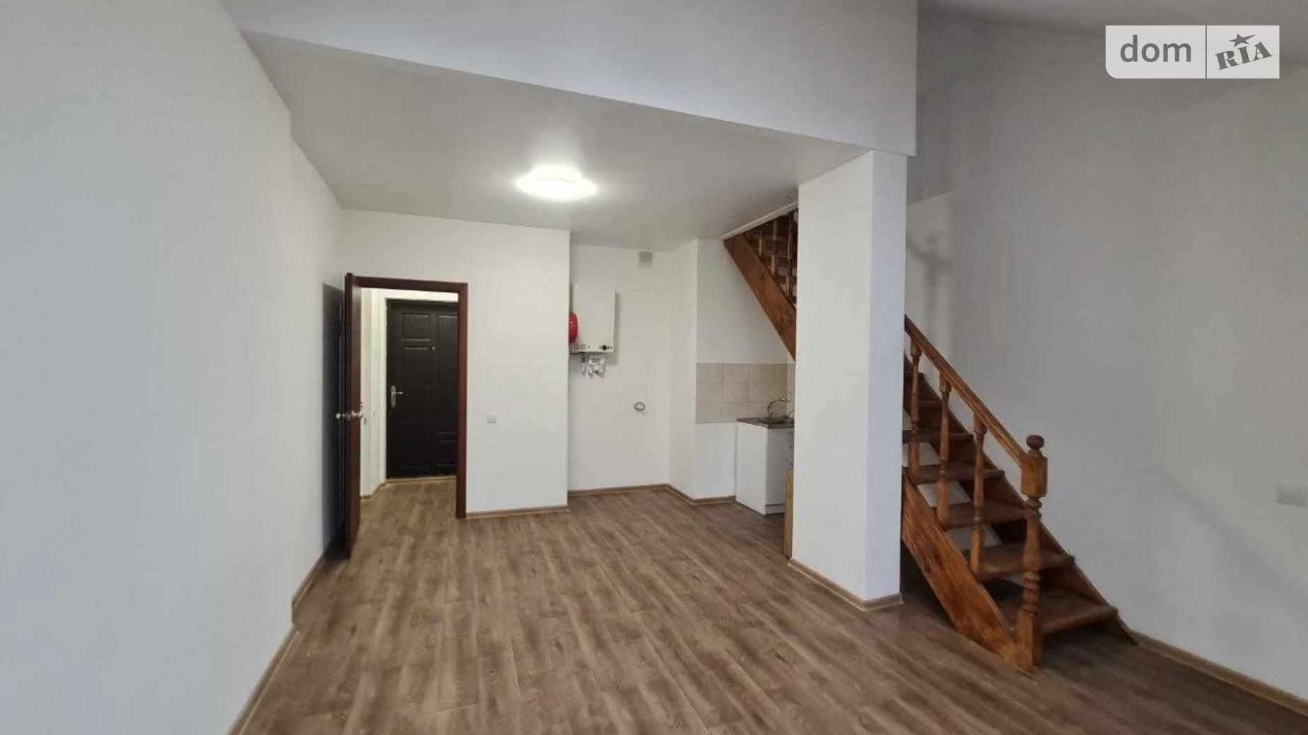 Продается 2-комнатная квартира 85.2 кв. м в, цена: 77000 $ - фото 2