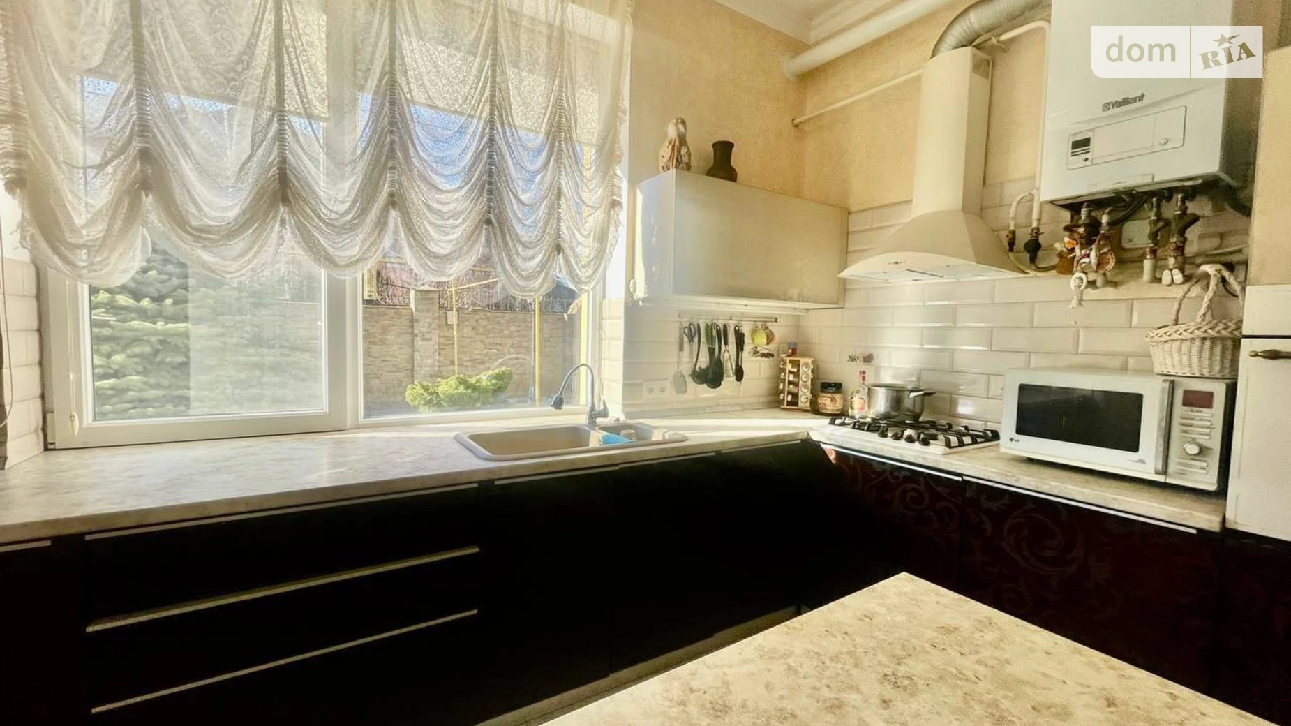 Продается дом на 2 этажа 221.8 кв. м с камином, цена: 215000 $ - фото 5