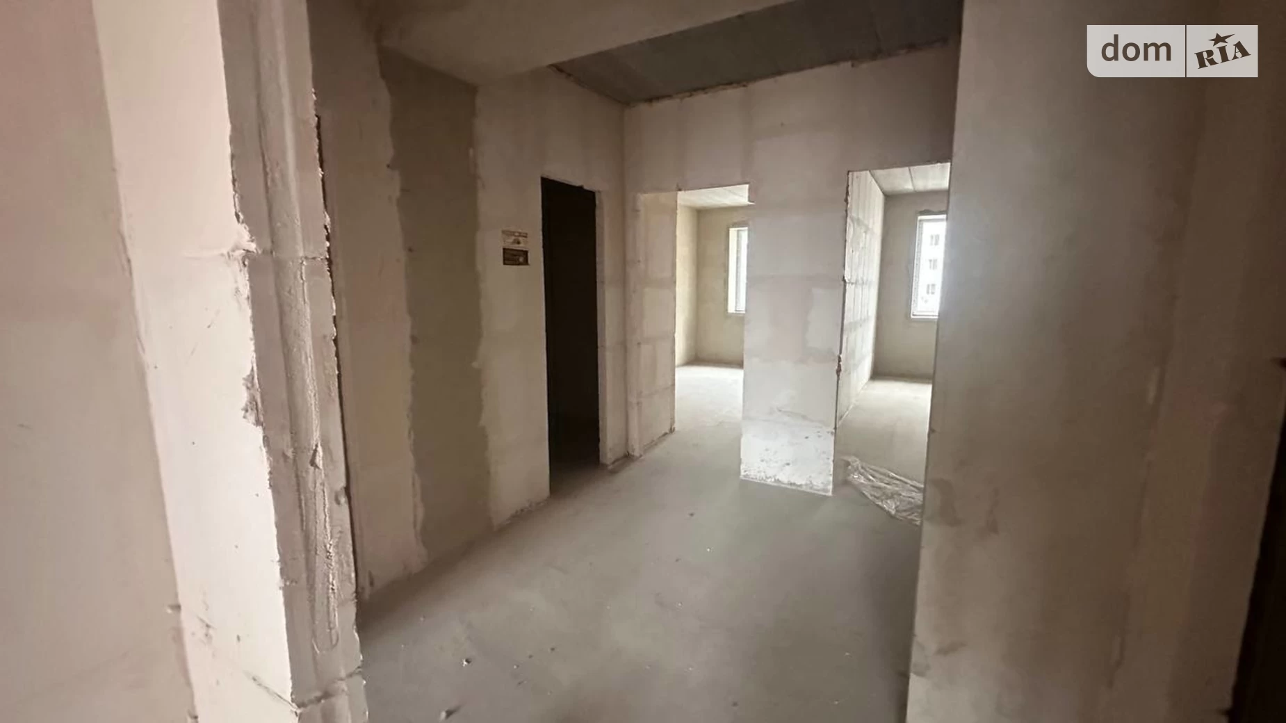 Продается 3-комнатная квартира 89 кв. м в Ивано-Франковске, ул. Княгинин - фото 2