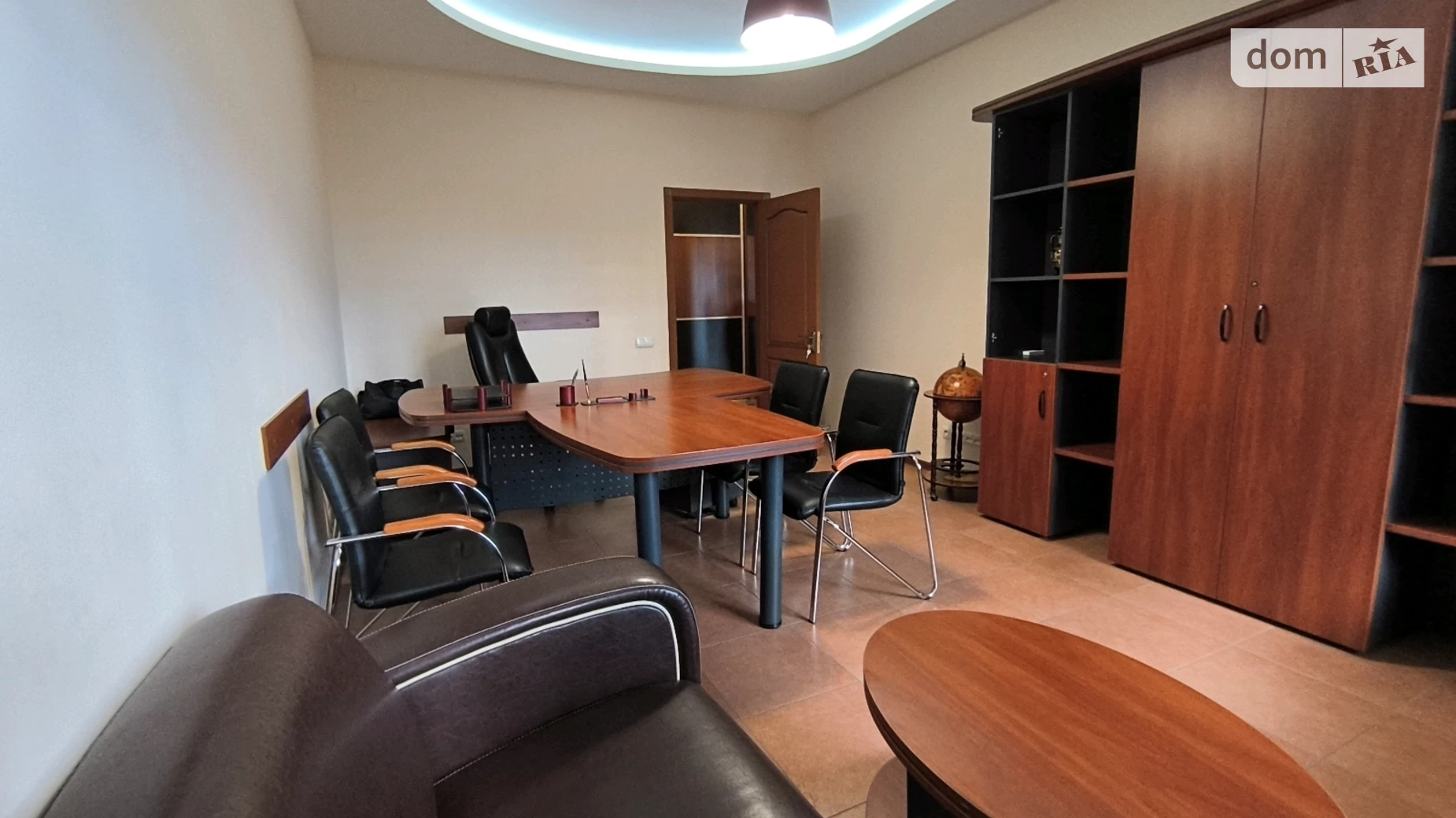 Продается 1-комнатная квартира 55 кв. м в Одессе, ул. Артура Савельева(Черняховского), 4 - фото 2