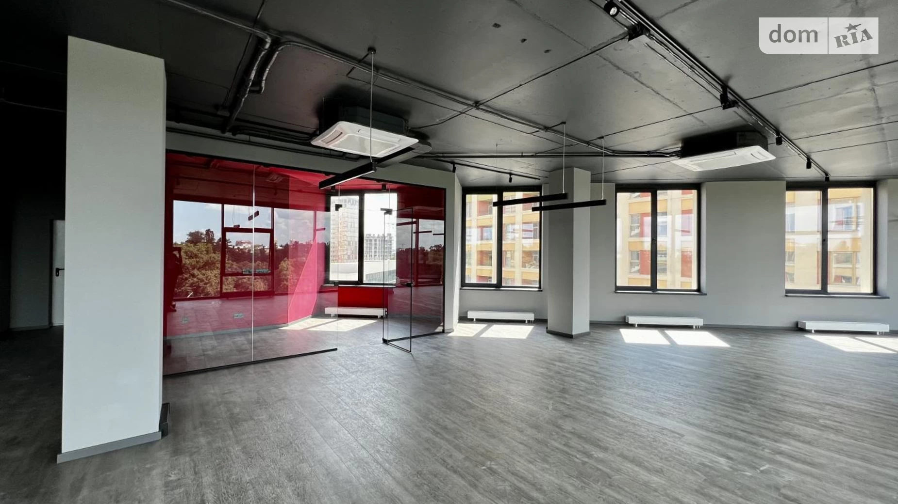 Здається в оренду офіс 294 кв. м в бізнес-центрі, цена: 3700 $ - фото 2
