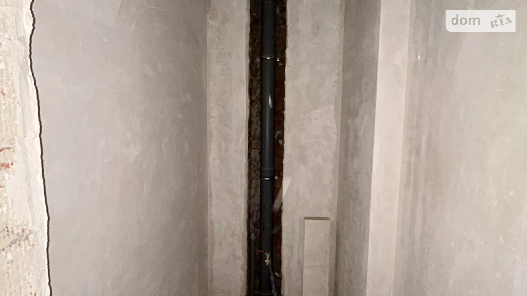 Продається 2-кімнатна квартира 70 кв. м у Бучі, вул. Амосова, 4 - фото 2