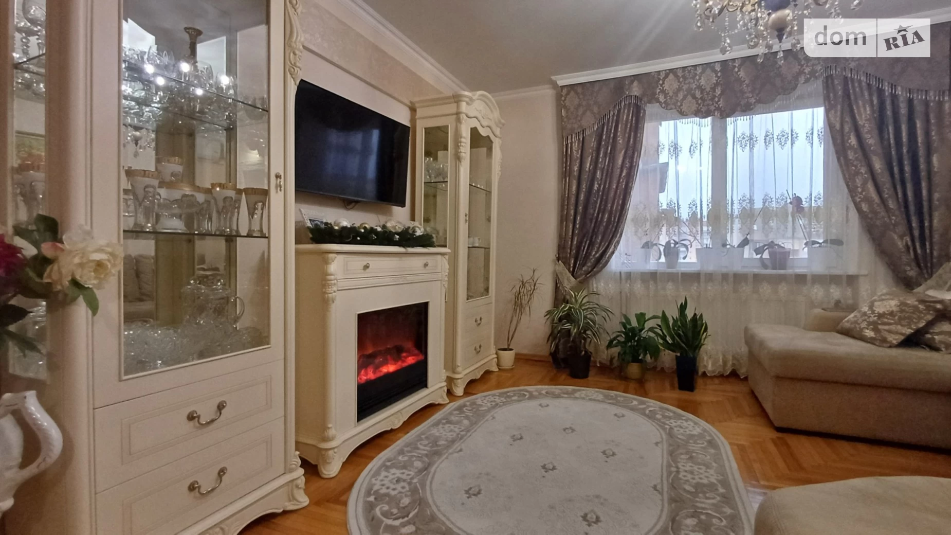 Продается 3-комнатная квартира 70 кв. м в Ужгороде, цена: 95000 $ - фото 2