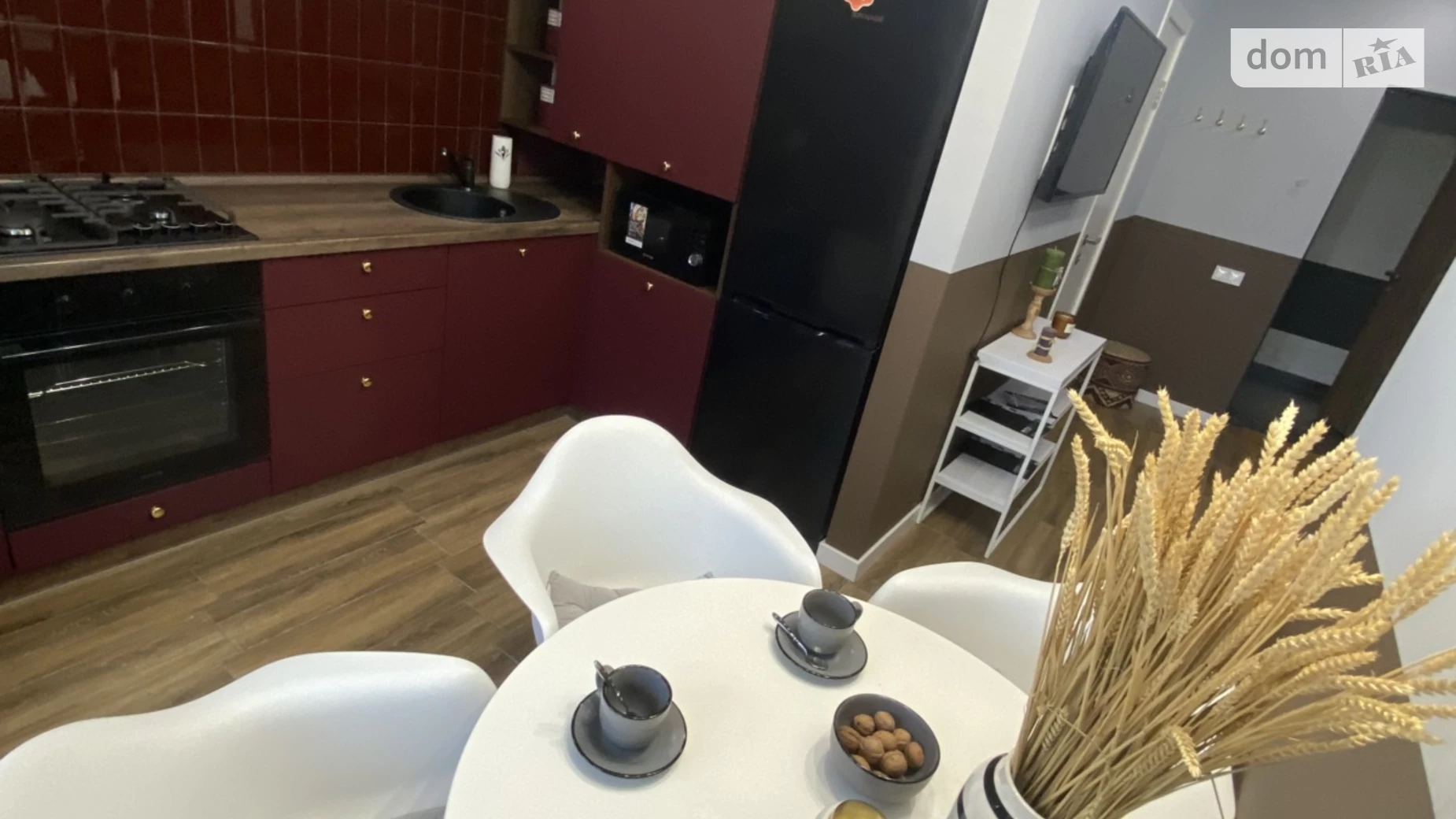 Продается 1-комнатная квартира 39.7 кв. м в Ирпене, ул. Кобылянской Ольги, 1В/8 - фото 2