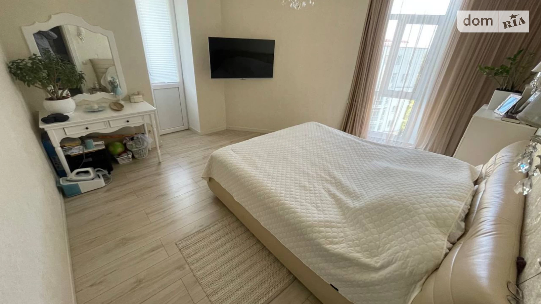 Продается 3-комнатная квартира 116.3 кв. м в Чайках, ул. Валерия Лобановского, 19 - фото 4