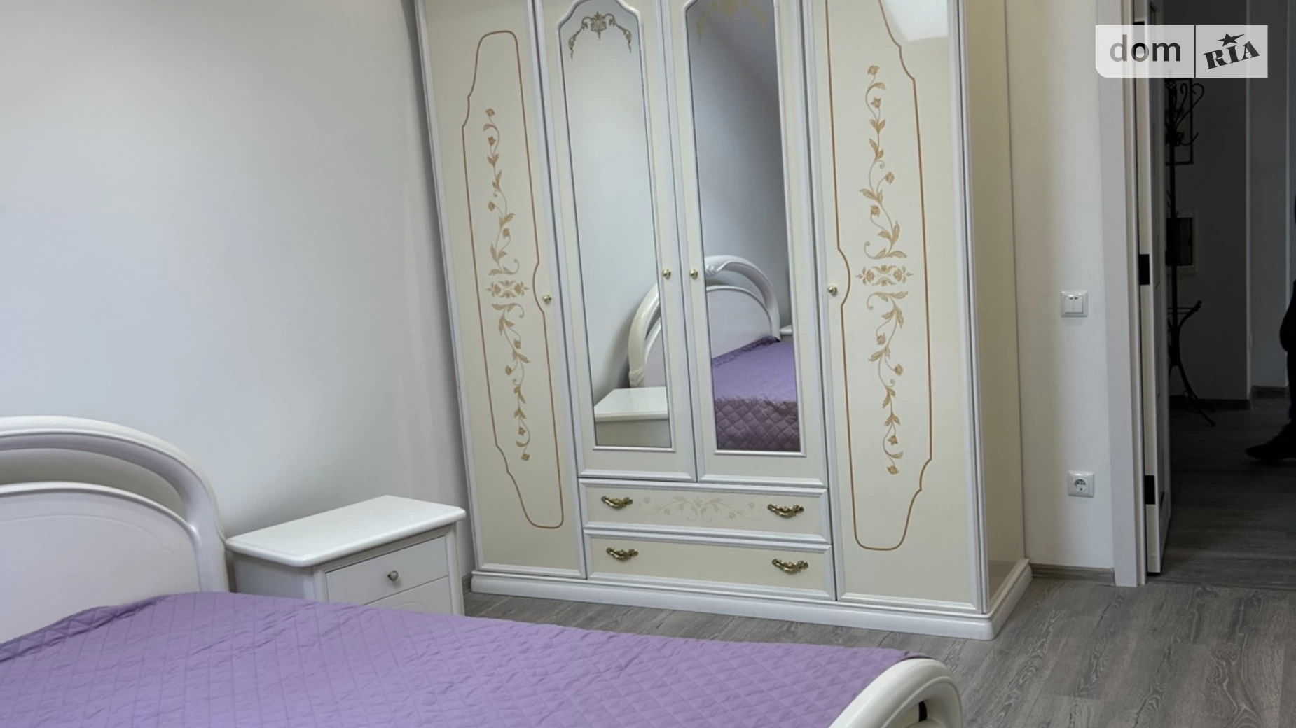 Продается 3-комнатная квартира 124 кв. м в Черновцах, ул. Буковинская, 6А - фото 5