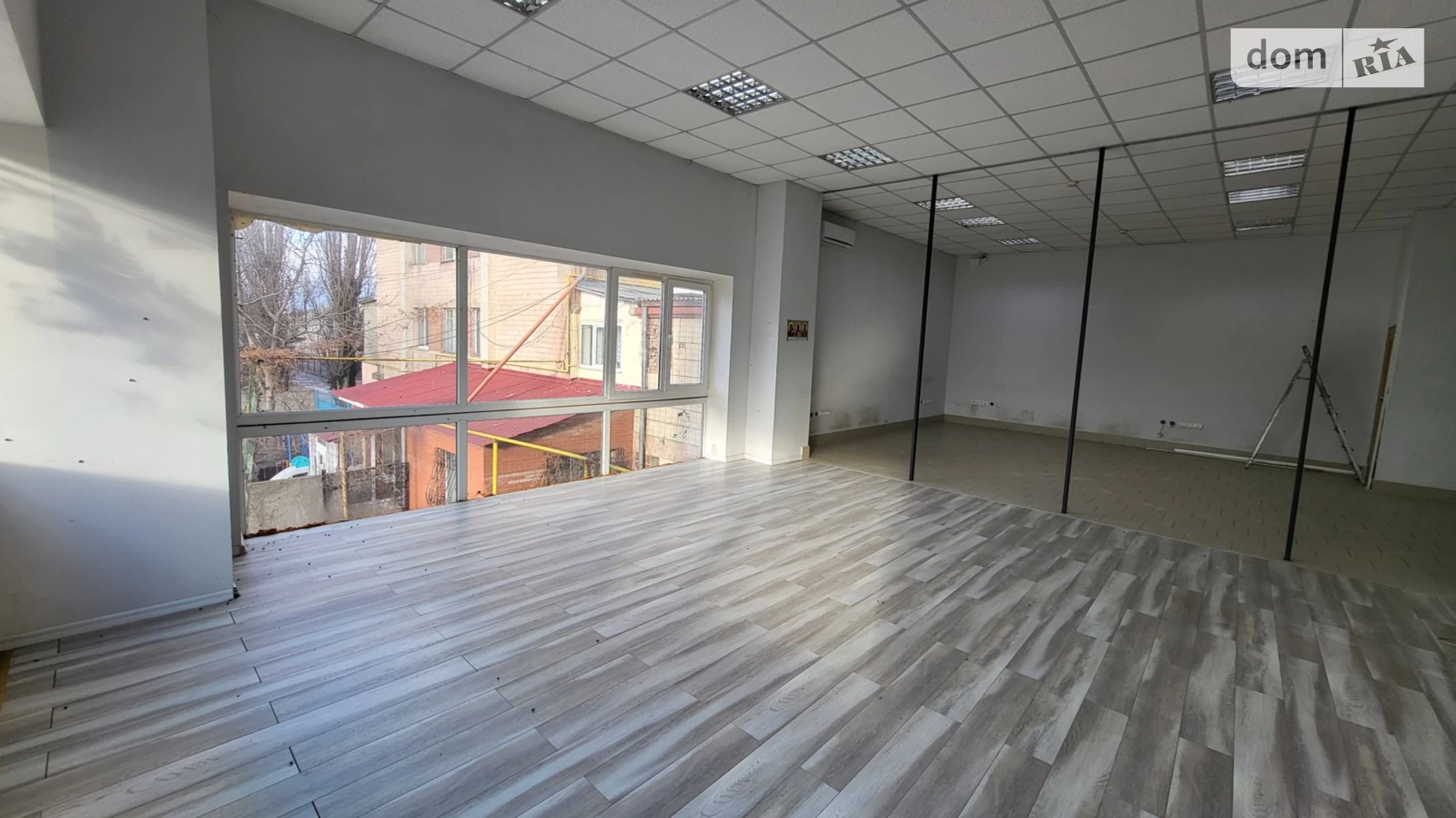 Сдается в аренду офис 91 кв. м в бизнес-центре, цена: 16200 грн - фото 5