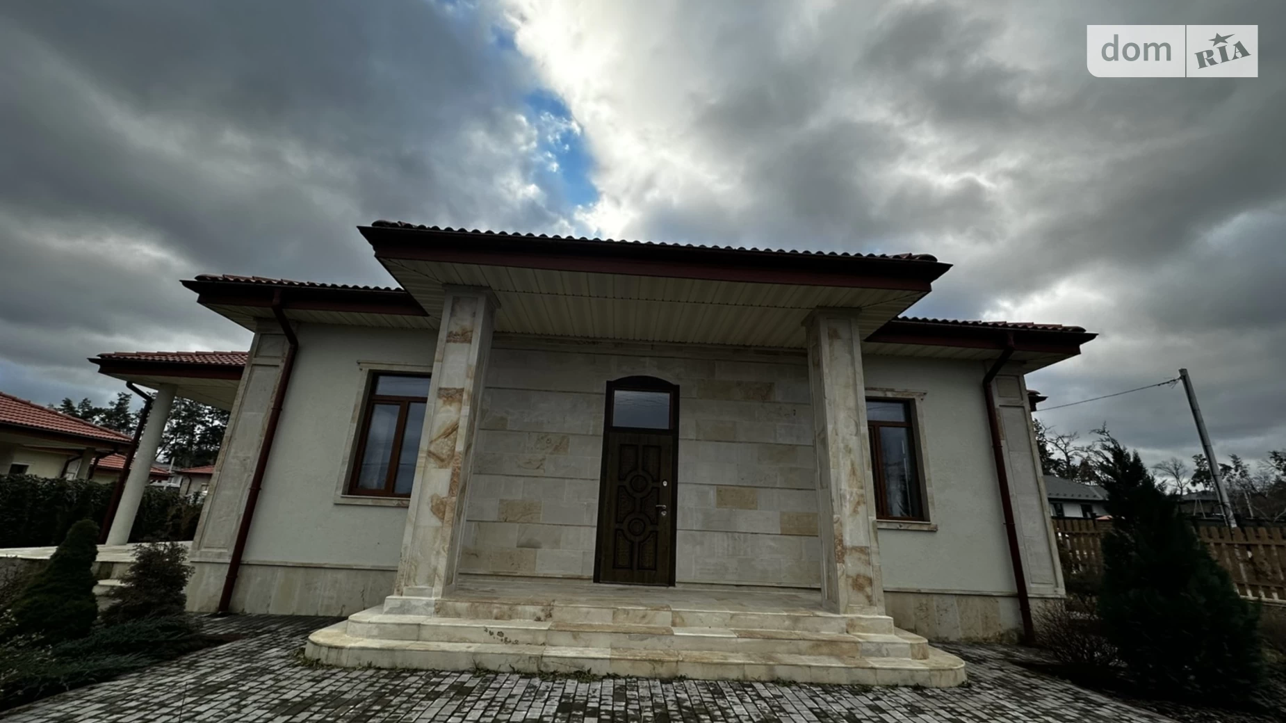 Продается одноэтажный дом 250 кв. м с камином, цена: 260000 $ - фото 5