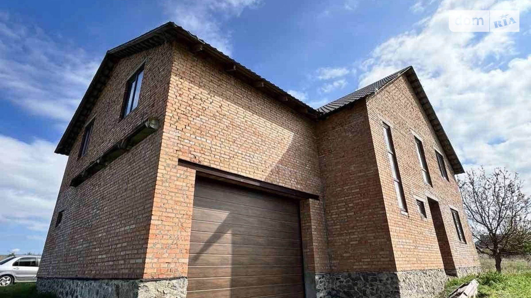 Продается дом на 2 этажа 17 кв. м с камином, цена: 92000 $ - фото 2