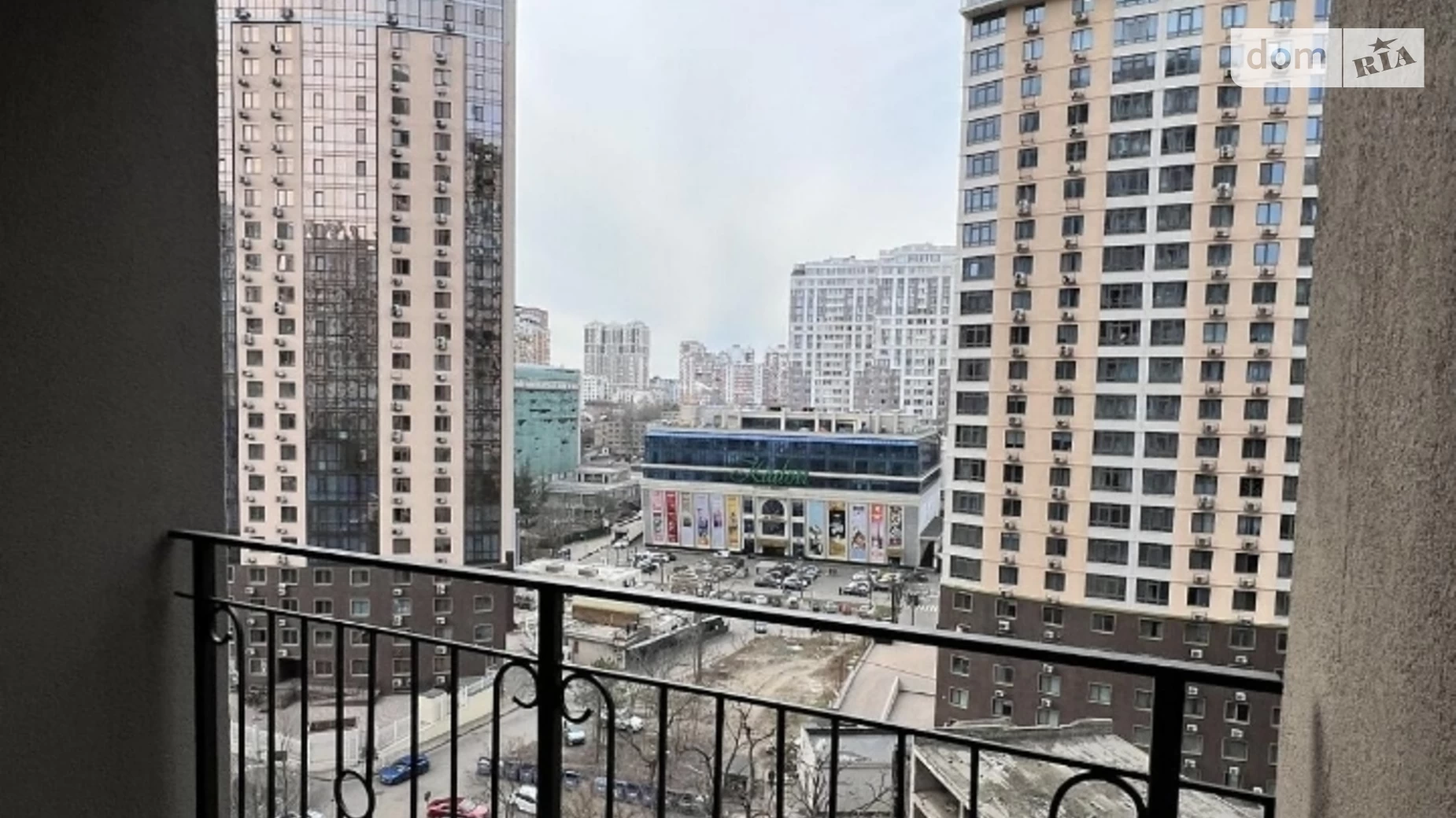Продается 1-комнатная квартира 42 кв. м в Одессе, ул. Генуэзская, 1/1 - фото 3
