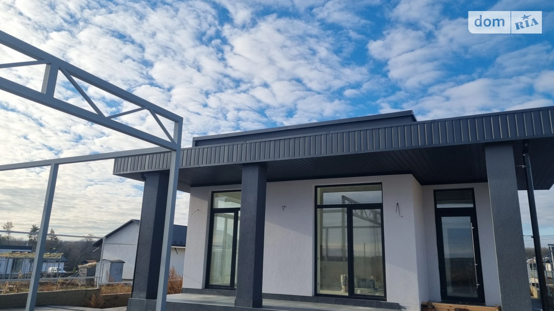 Продается одноэтажный дом 100 кв. м с беседкой, цена: 105000 $ - фото 3