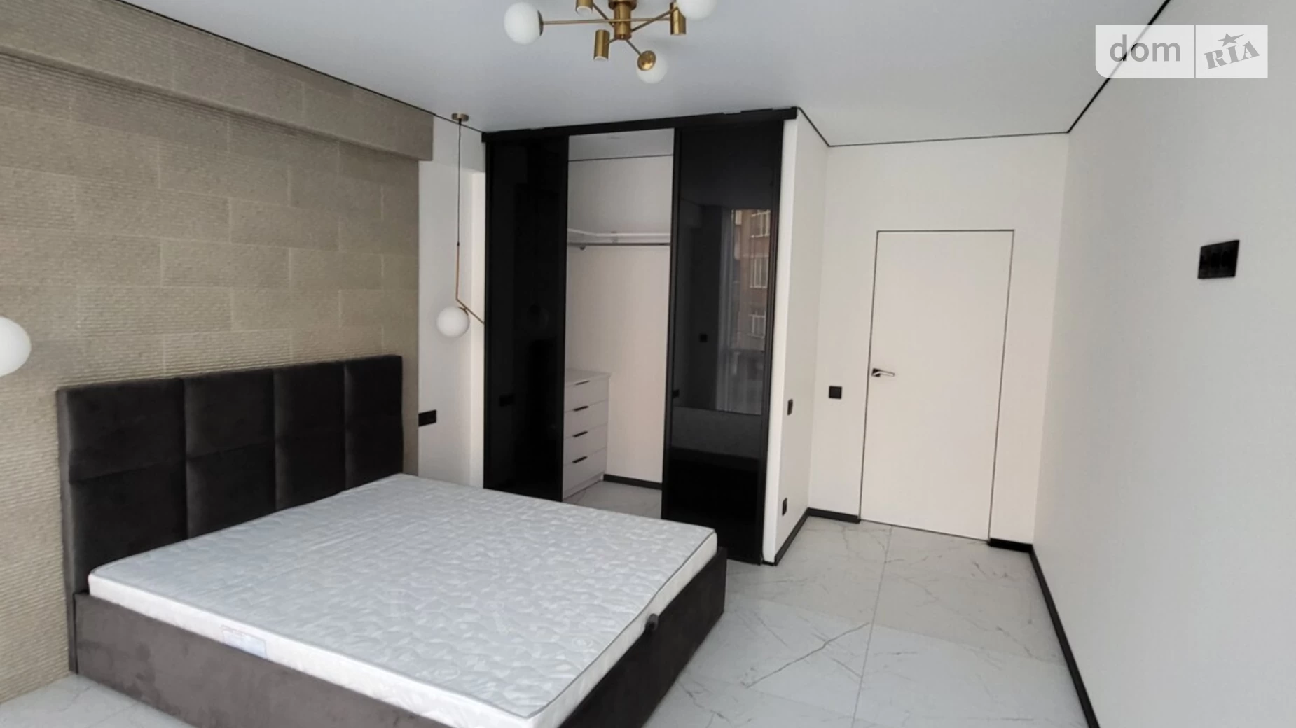 2-кімнатна квартира 66.4 кв. м у Тернополі, цена: 95000 $ - фото 2