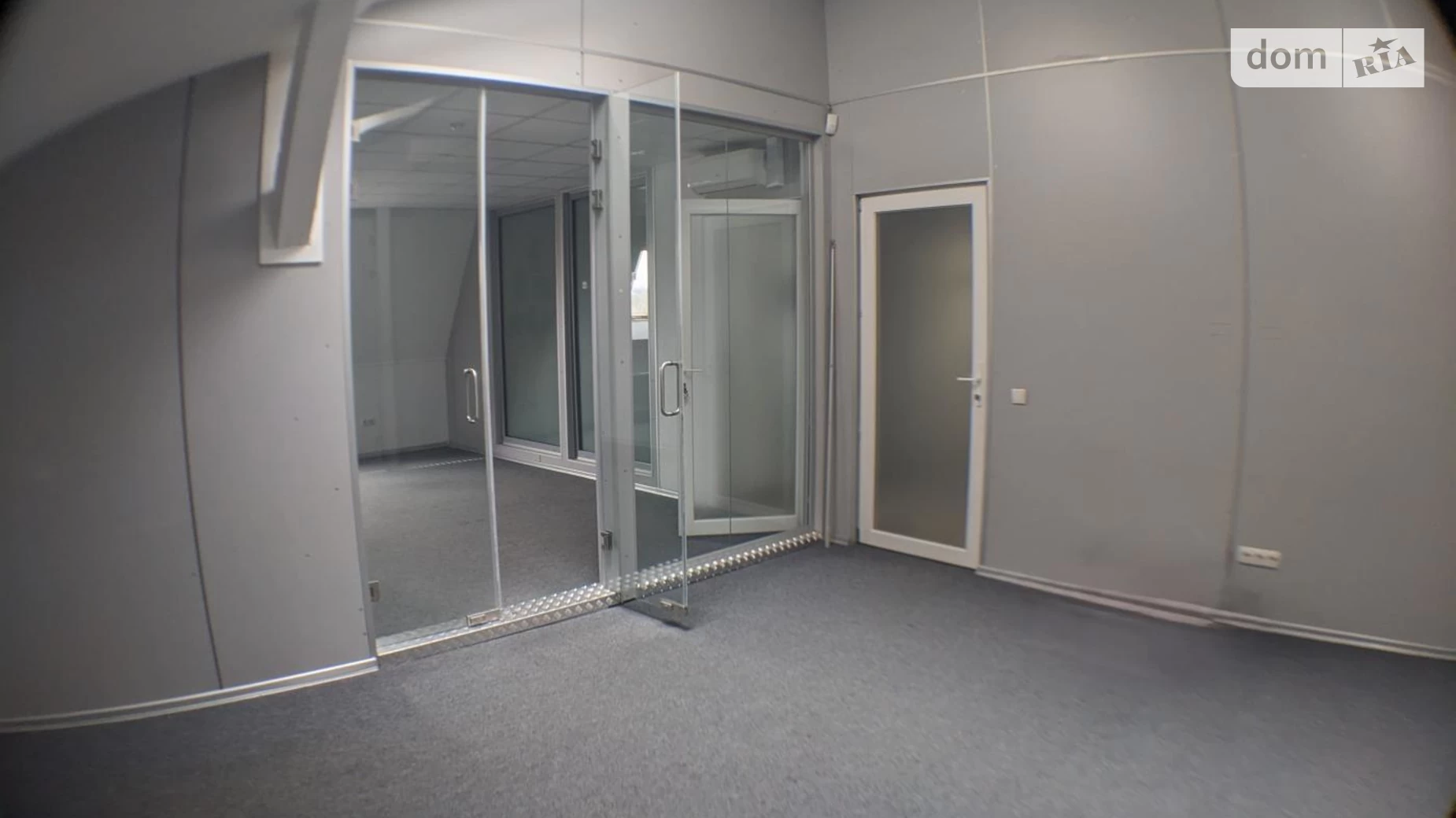 Здається в оренду офіс 21.7 кв. м в бізнес-центрі, цена: 8030 грн - фото 2
