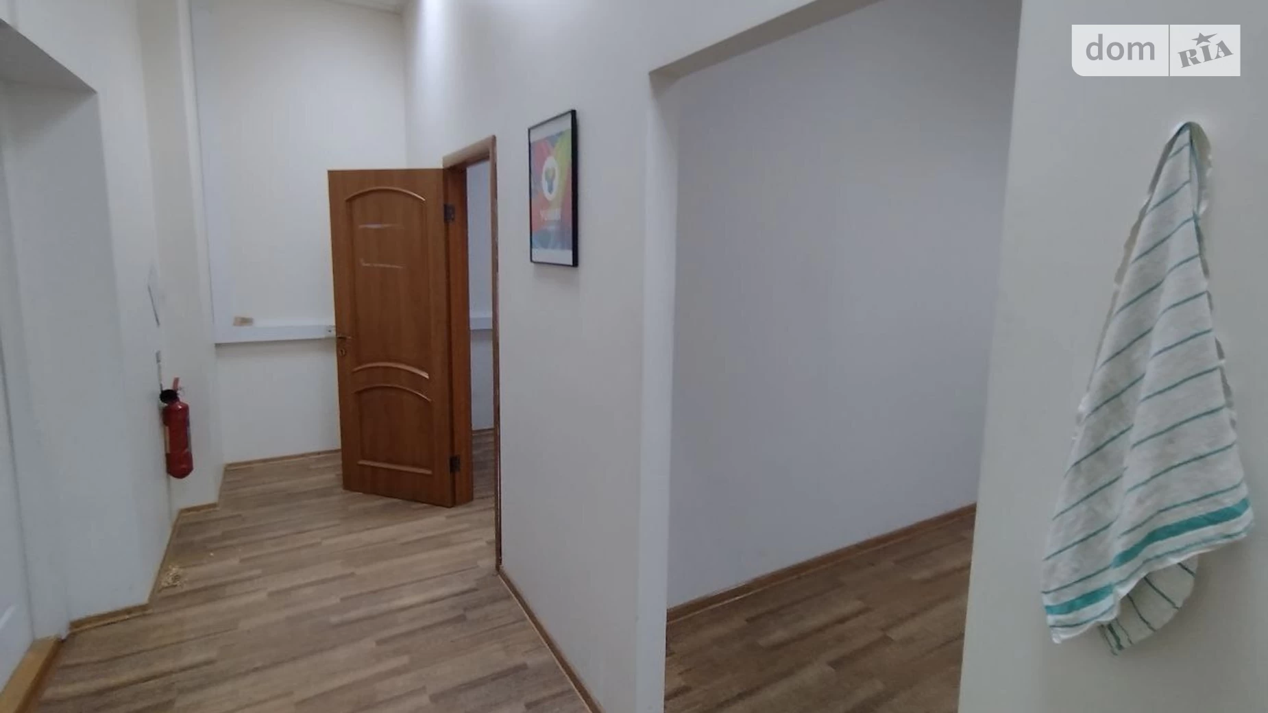 Сдается в аренду офис 36 кв. м в бизнес-центре, цена: 12600 грн - фото 2