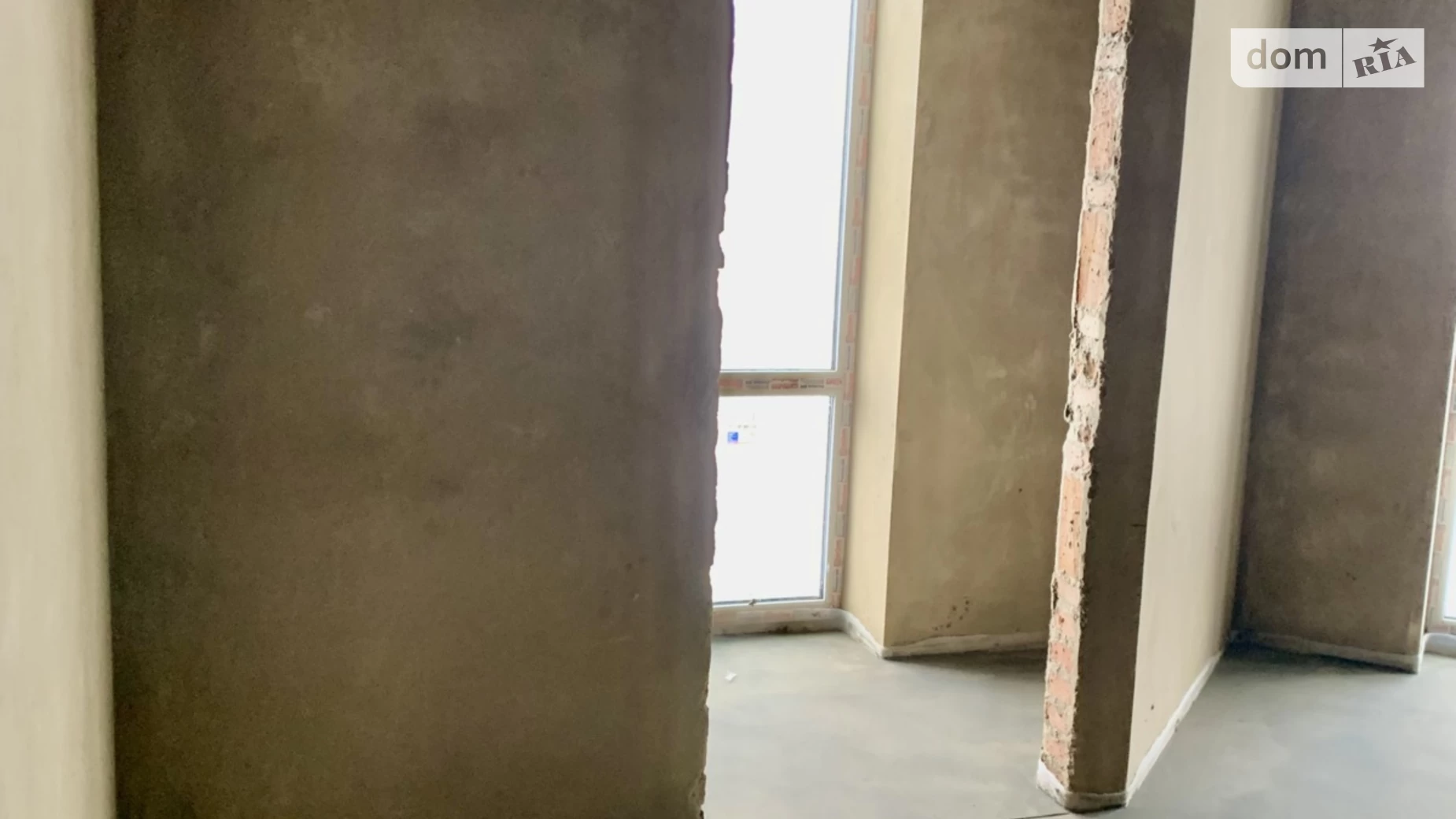 Продается 1-комнатная квартира 42 кв. м в Ровно, ул. Соборная, 289 - фото 2