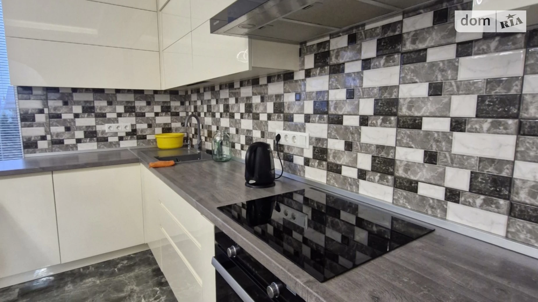 Продается дом на 2 этажа 246.9 кв. м с террасой, цена: 495000 $ - фото 3