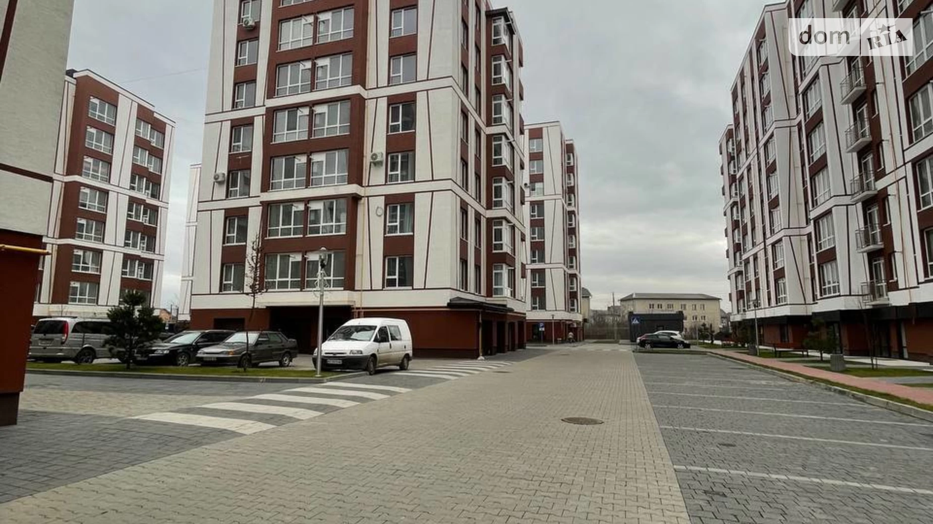 Продается 2-комнатная квартира 53.5 кв. м в Ивано-Франковске, ул. Павла Полуботка, 18 корпус 13 - фото 2