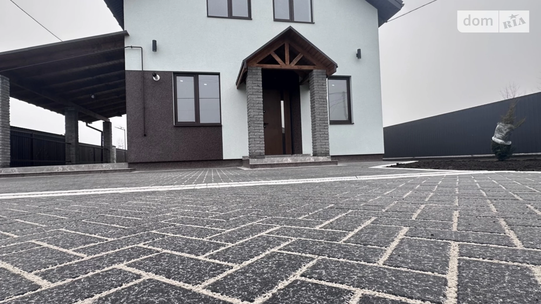 Продается дом на 2 этажа 120 кв. м с камином, цена: 108000 $ - фото 2