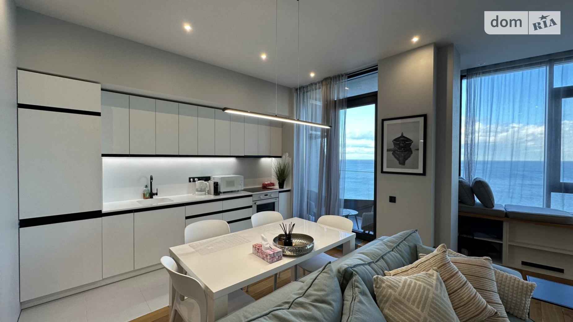 Продается 2-комнатная квартира 67 кв. м в Одессе, Фонтанская дор., 77А - фото 2