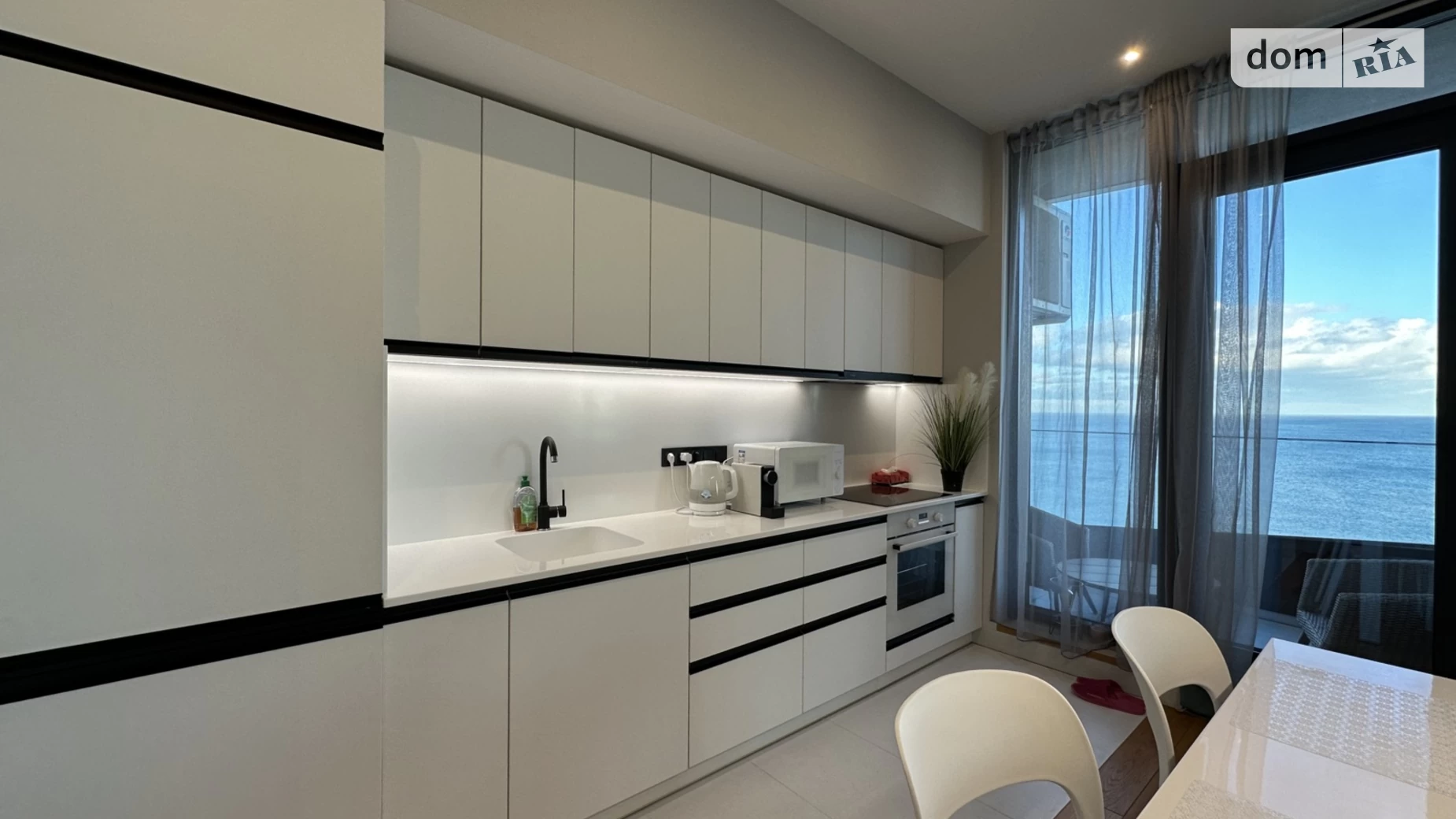 Продается 2-комнатная квартира 67 кв. м в Одессе, Фонтанская дор., 77А - фото 4