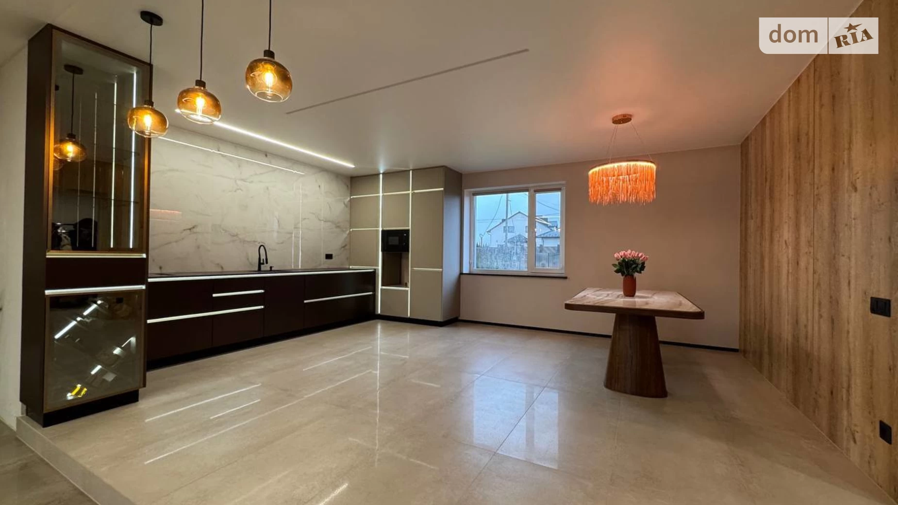 Продается дом на 2 этажа 190 кв. м с подвалом, цена: 225000 $ - фото 2