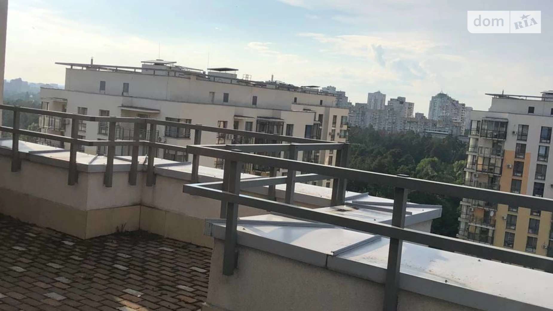 Продается 4-комнатная квартира 118.8 кв. м в Киеве, ул. Анатолия Петрицкого, 21А - фото 2