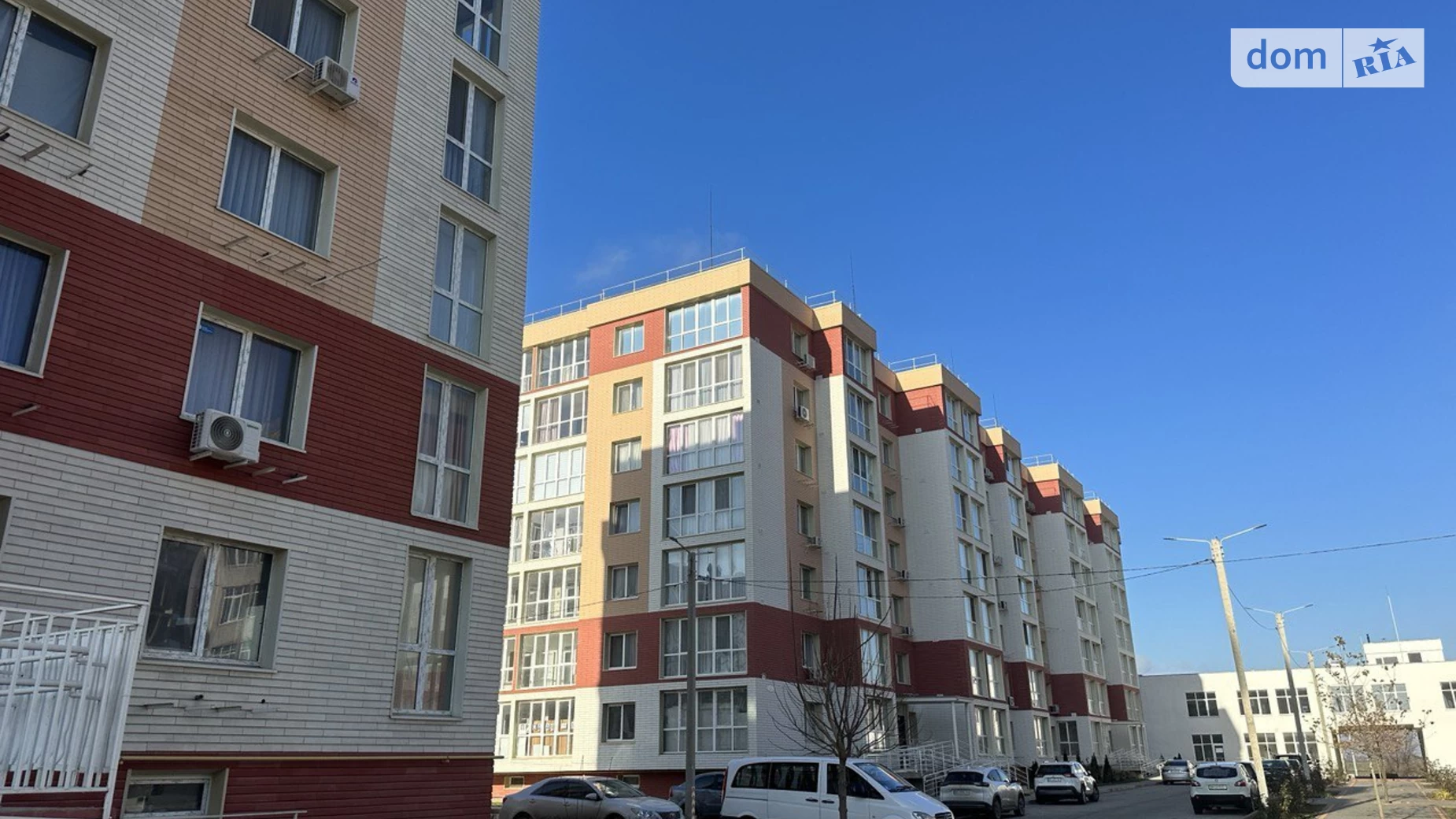 Продається 3-кімнатна квартира 78 кв. м у Лиманці, вул. Будівельна, 50Б - фото 2