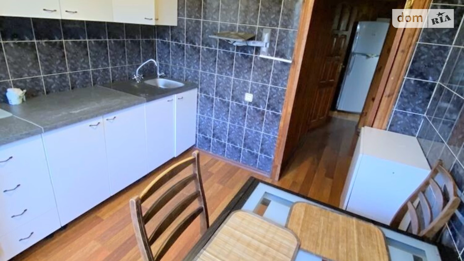 Продається 3-кімнатна квартира 62.8 кв. м у Полтаві, вул. Великотирнівська - фото 2