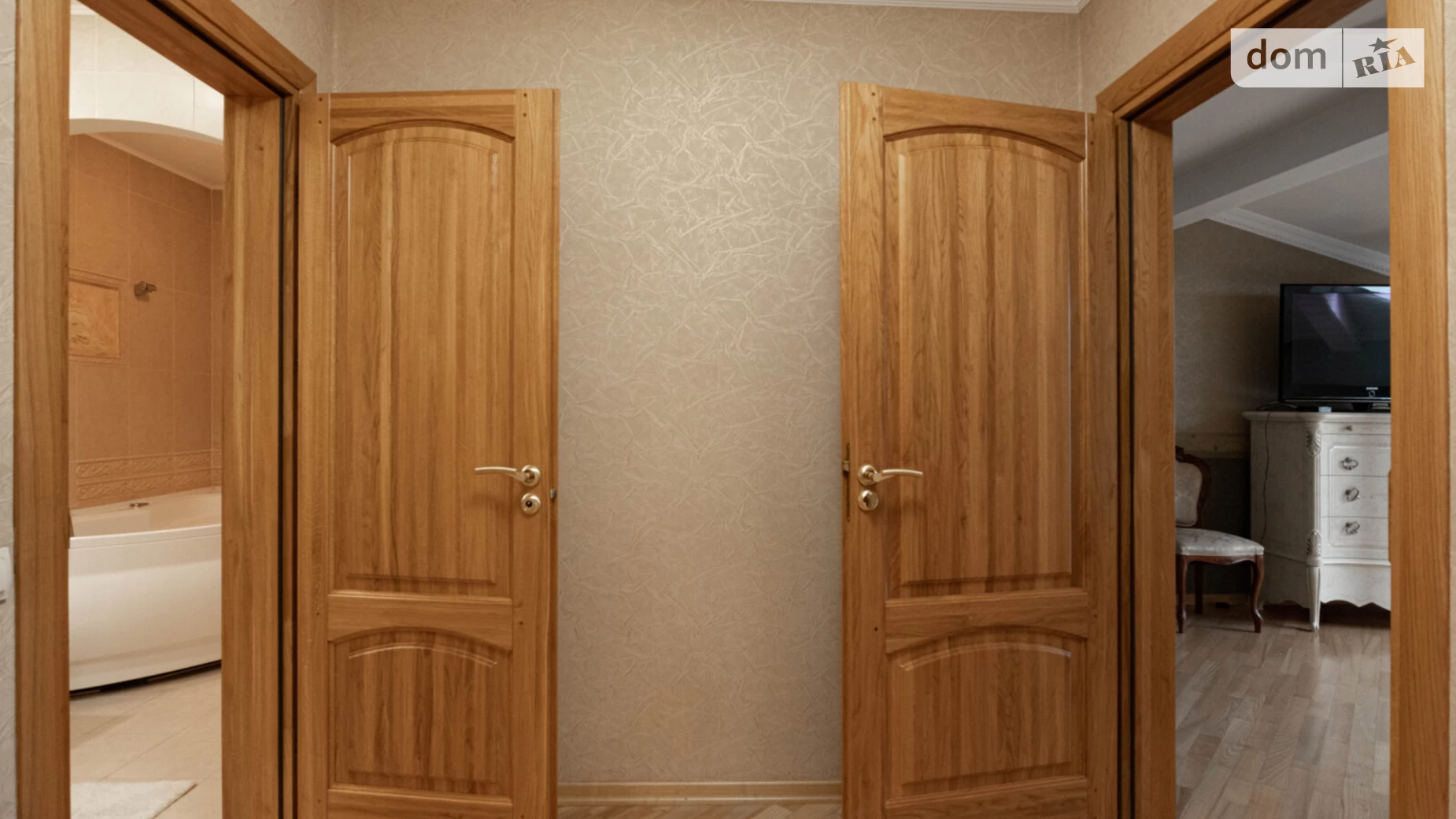 Продается 2-комнатная квартира 144.1 кв. м в, цена: 130000 $ - фото 3