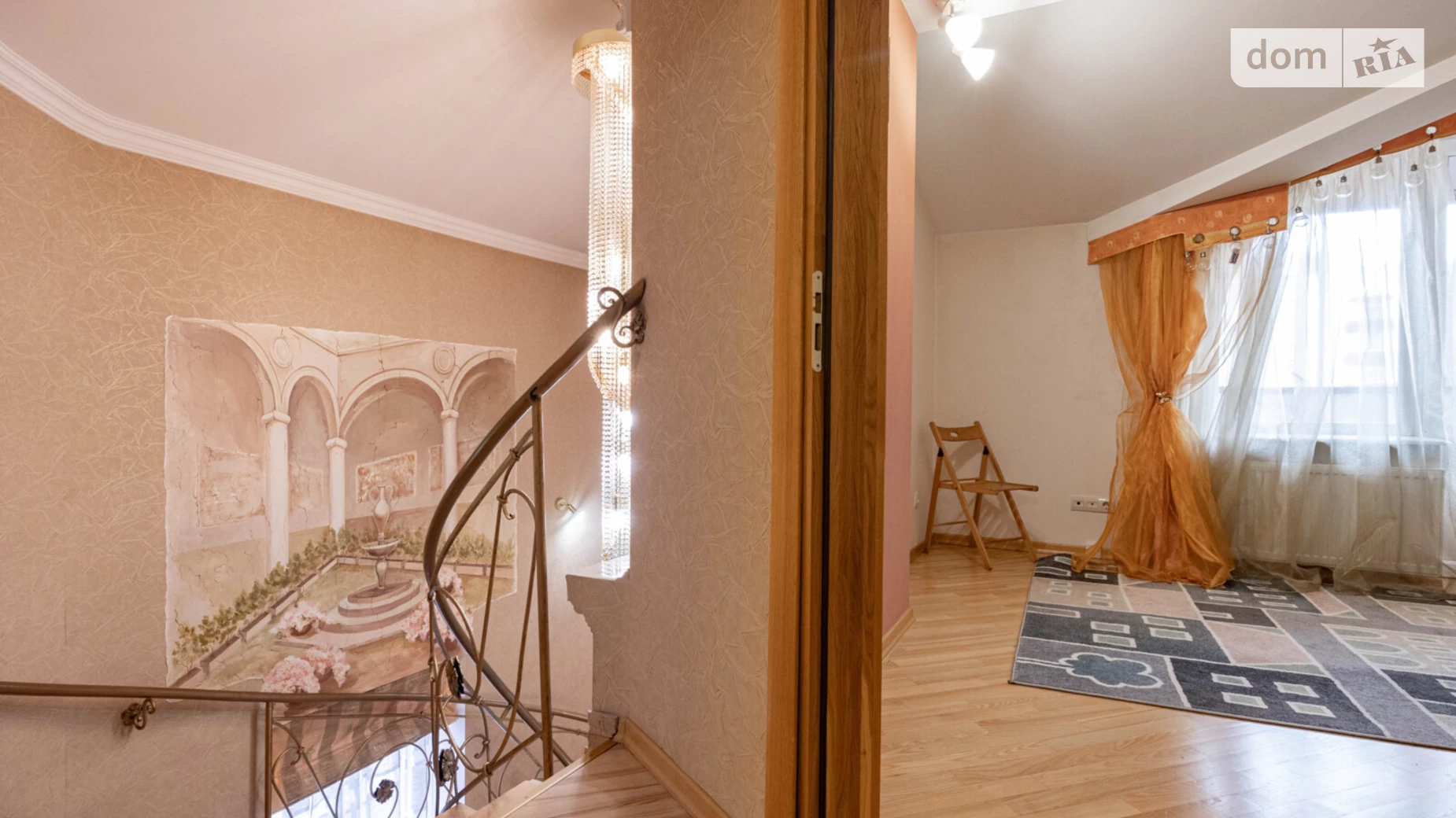 Продается 2-комнатная квартира 144.1 кв. м в, цена: 130000 $ - фото 4