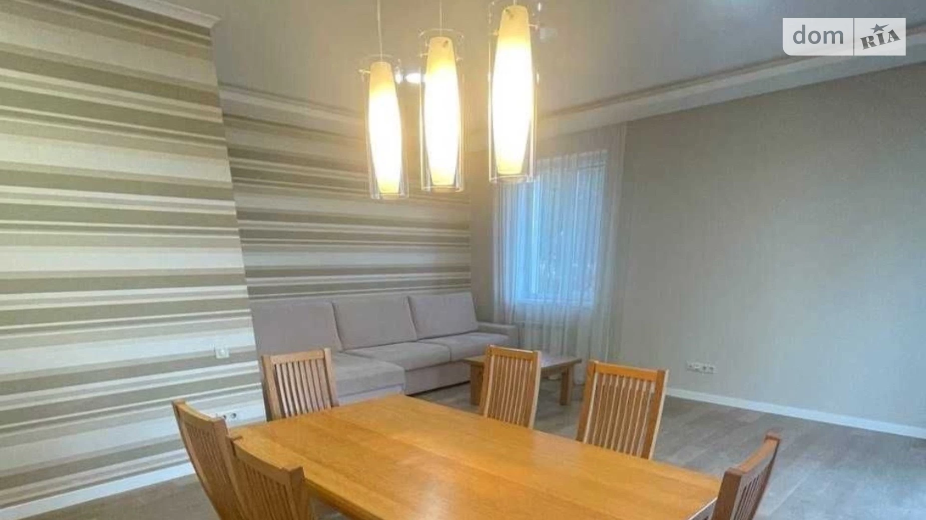 Продається 1-кімнатна квартира 56.1 кв. м у Ірпені, вул. Єрощенка, 12 - фото 2