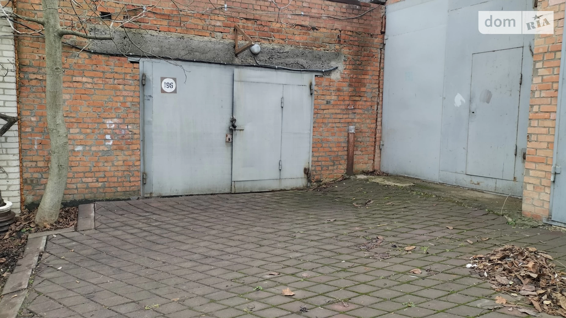 Продается место в гаражном кооперативе под легковое авто на 95 кв. м, цена: 32000 $ - фото 3