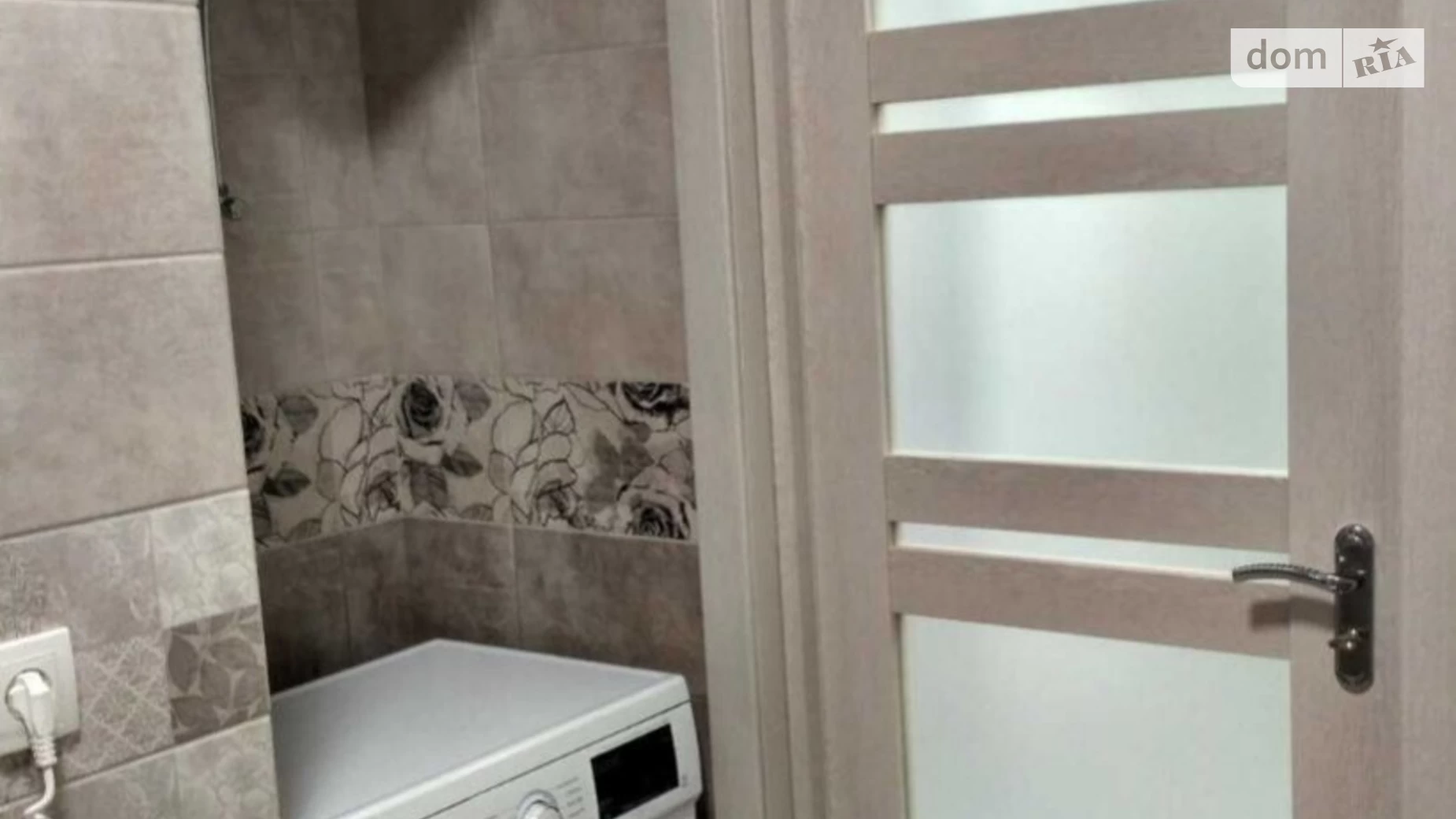 Продается 1-комнатная квартира 37.6 кв. м в Киеве, ул. Регенераторная, 4 - фото 2