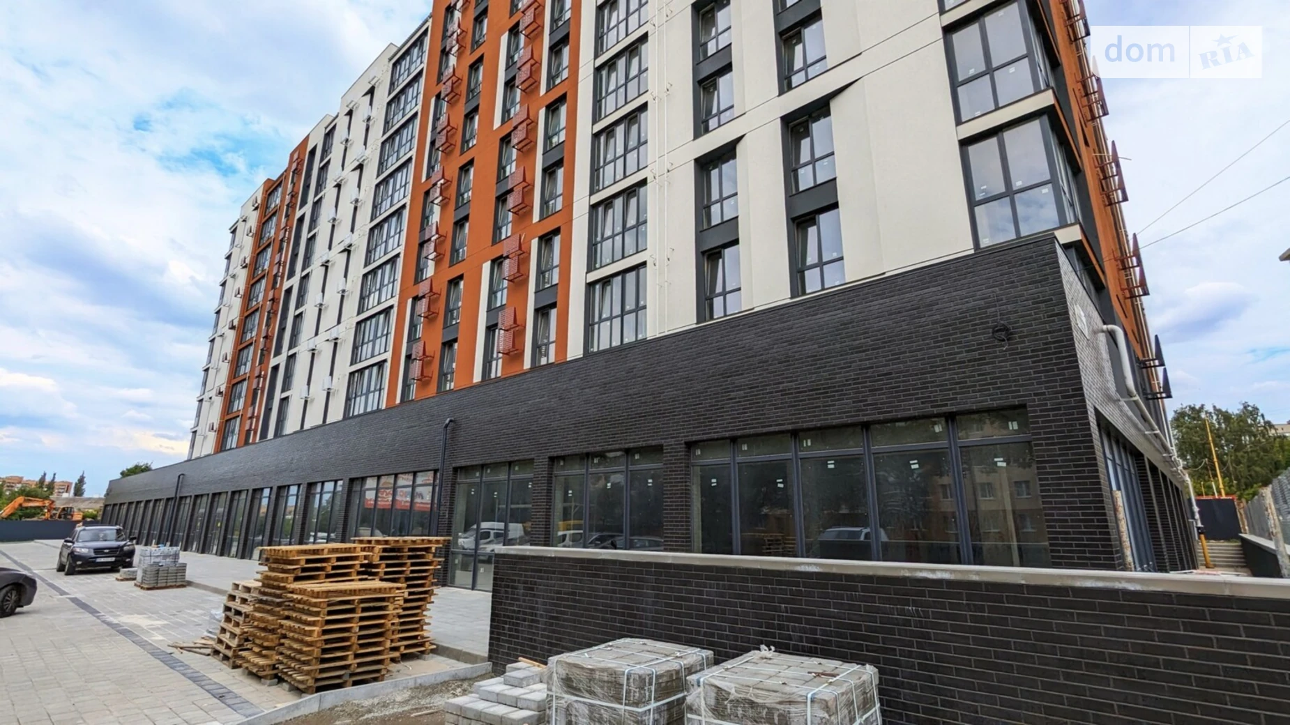 Сдается в аренду помещения свободного назначения 220 кв. м в 9-этажном здании, цена: 110000 грн - фото 2