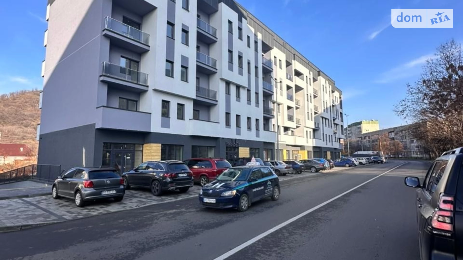 вул. Митрополита Володимира Росвигово Мукачево, цена: 97500 $ - фото 3