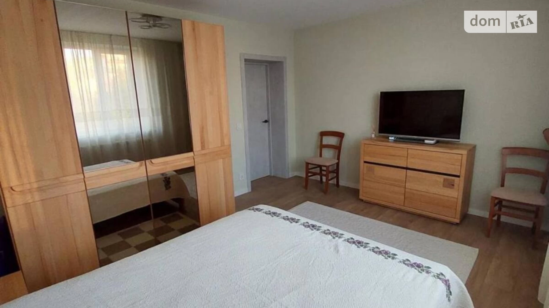 Продается дом на 2 этажа 130 кв. м с балконом, цена: 150000 $ - фото 4