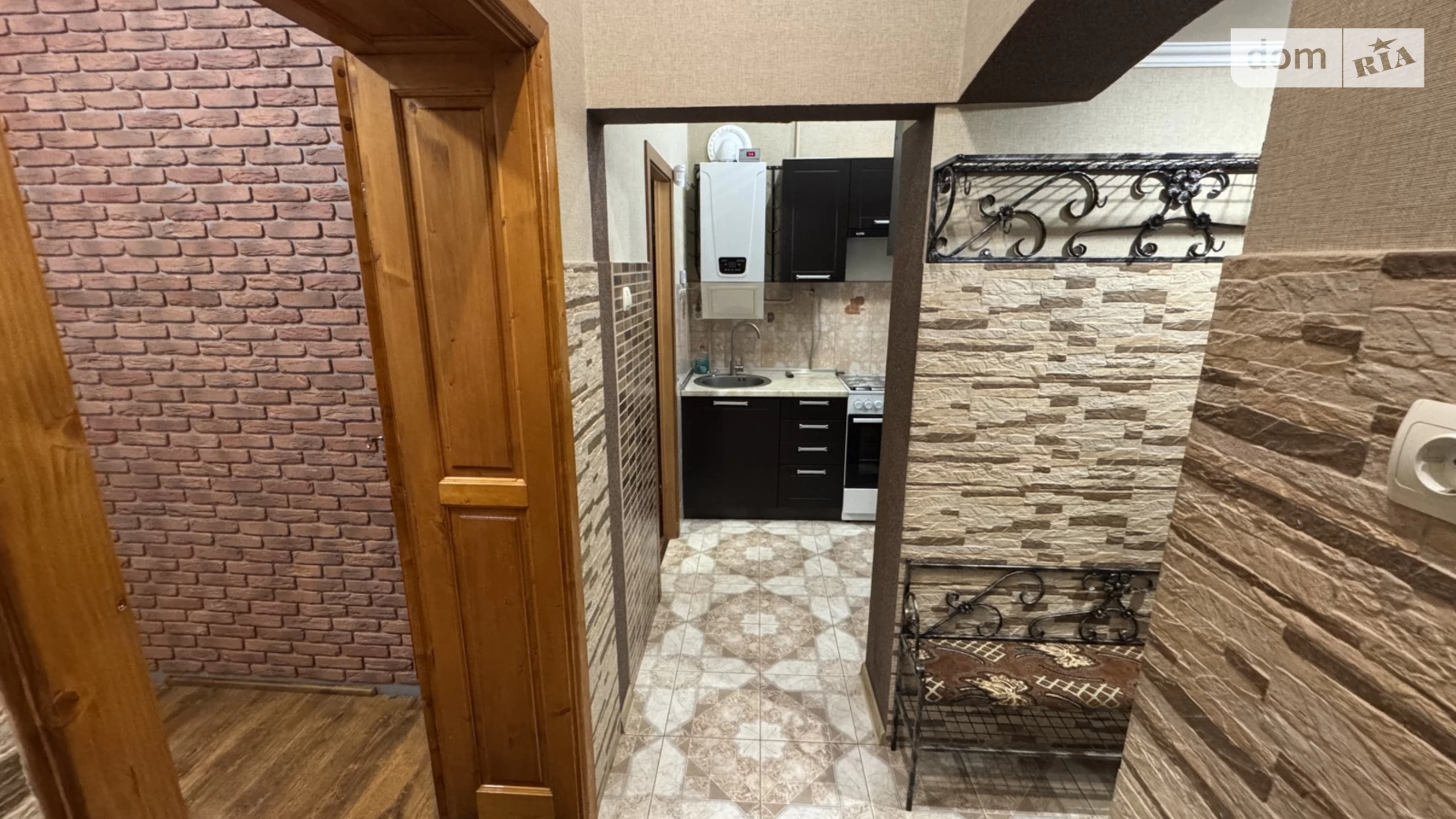 Продается 1-комнатная квартира 42.2 кв. м в Мукачеве, ул. Ярослава Мудрого - фото 3