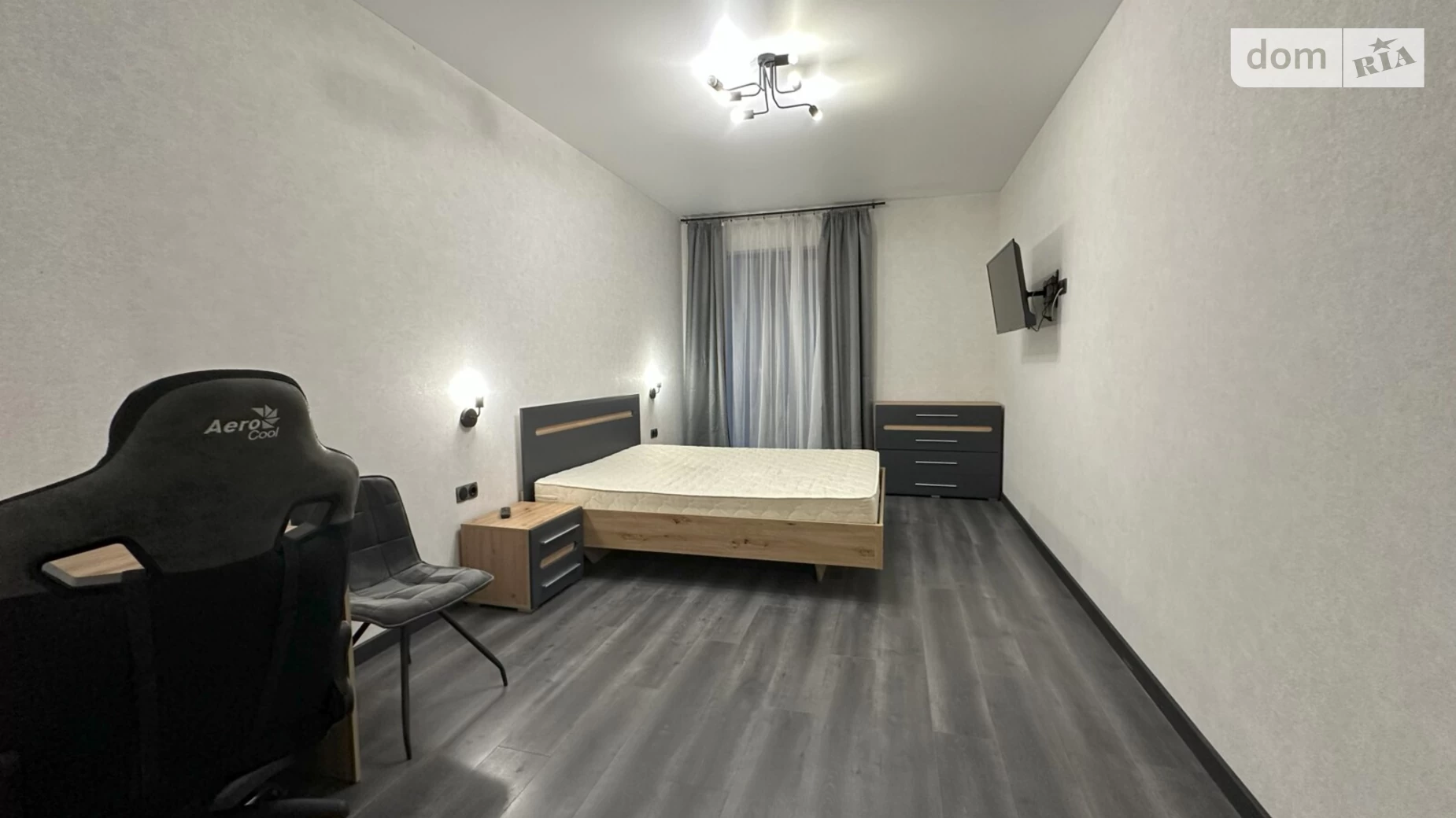 Продается 1-комнатная квартира 46.7 кв. м в Киеве, ул. Набережно-Рыбальская, 9 - фото 4