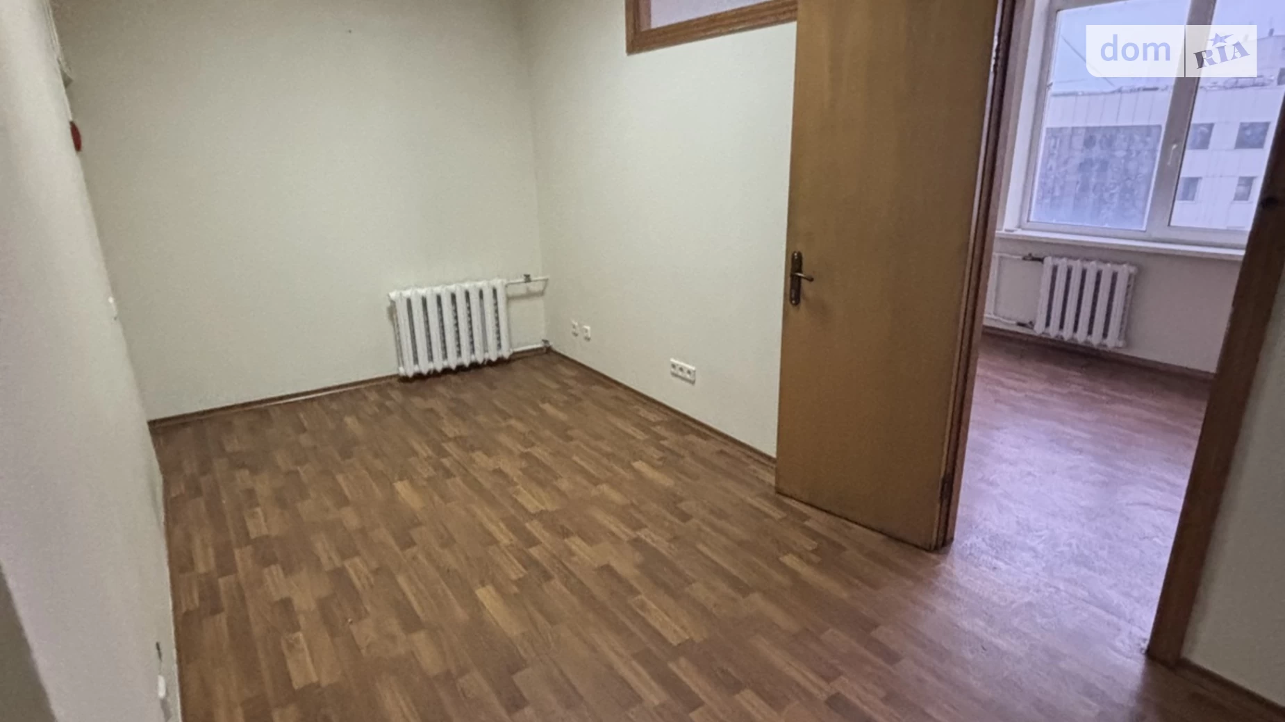 Сдается в аренду офис 63 кв. м в бизнес-центре, цена: 25200 грн - фото 2