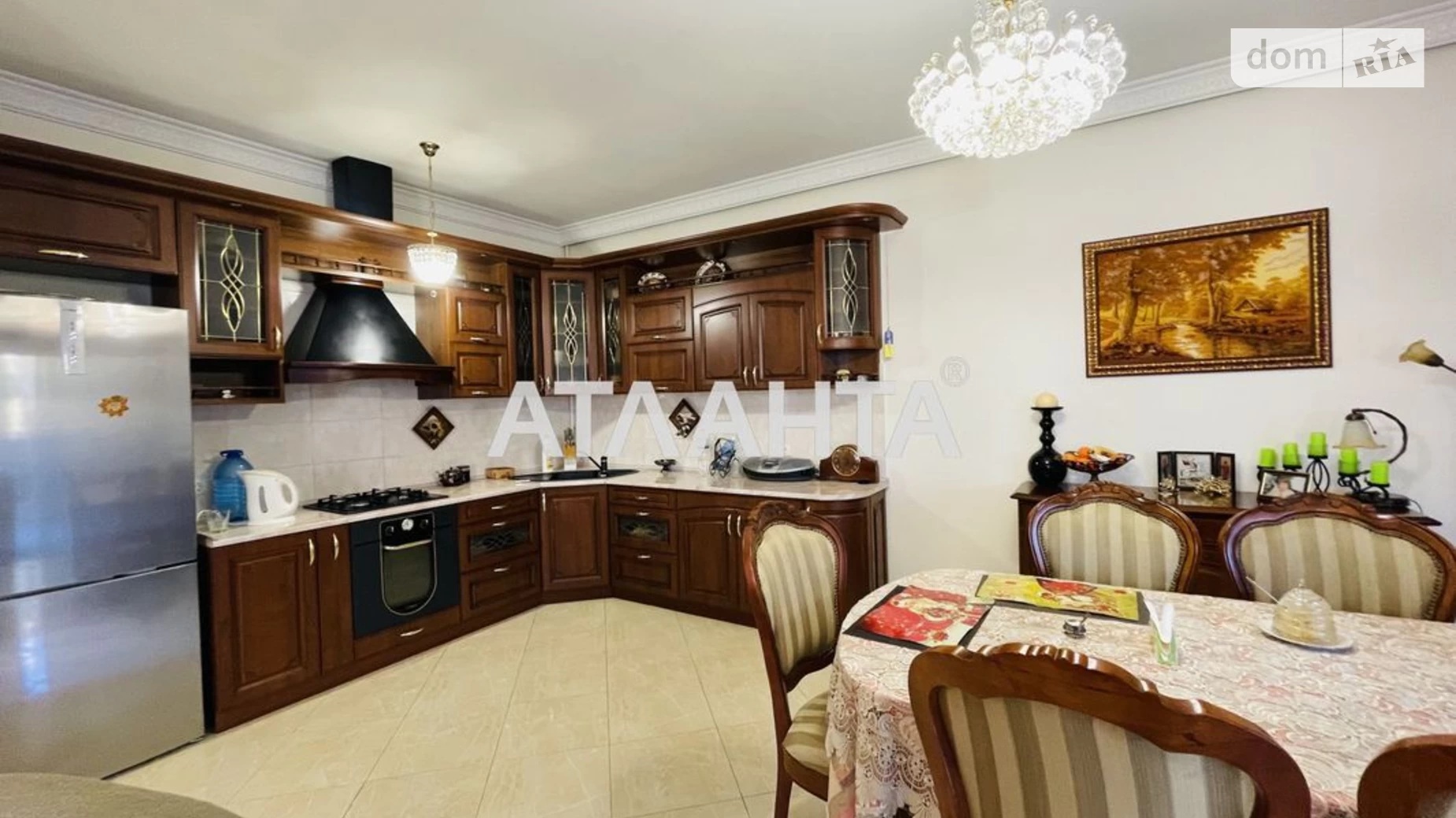 Продается дом на 2 этажа 163.7 кв. м с беседкой, цена: 265000 $ - фото 3