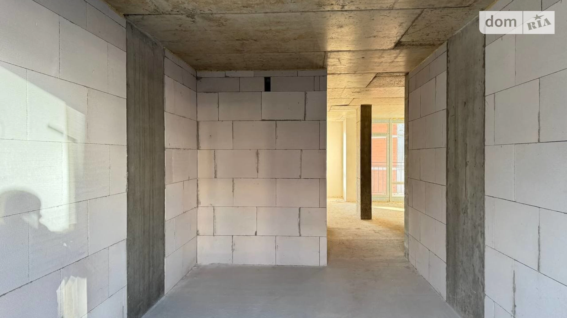 Продается 2-комнатная квартира 62 кв. м в Ивано-Франковске, ул. Крайковского - фото 2