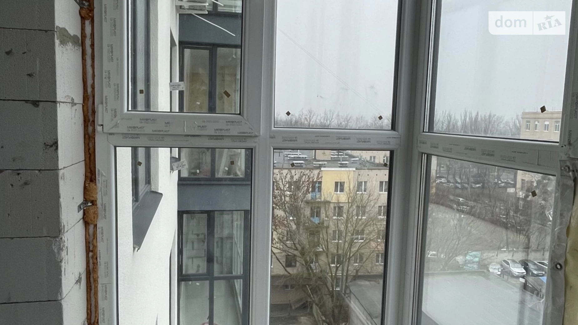 Продается 2-комнатная квартира 71 кв. м в Виннице, ул. Ляли Ратушной - фото 2