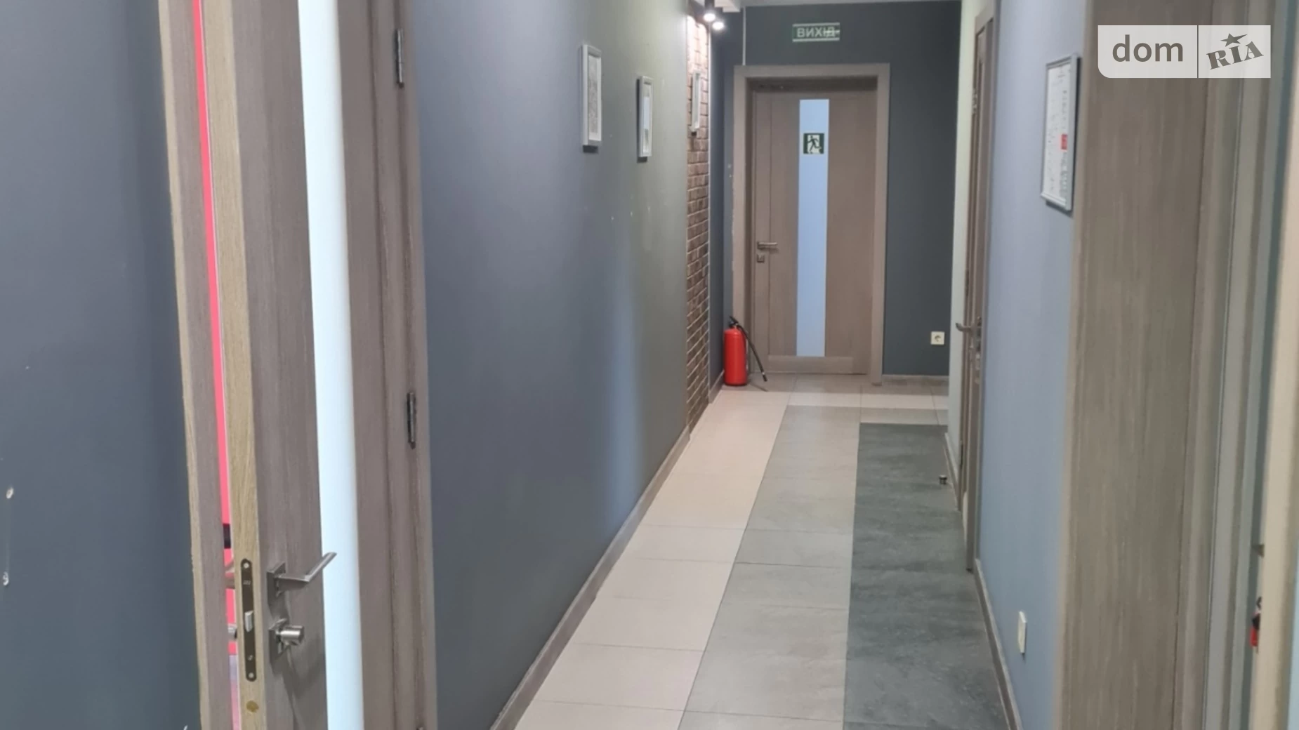 Сдается в аренду офис 156.4 кв. м в бизнес-центре, цена: 2190 $ - фото 2