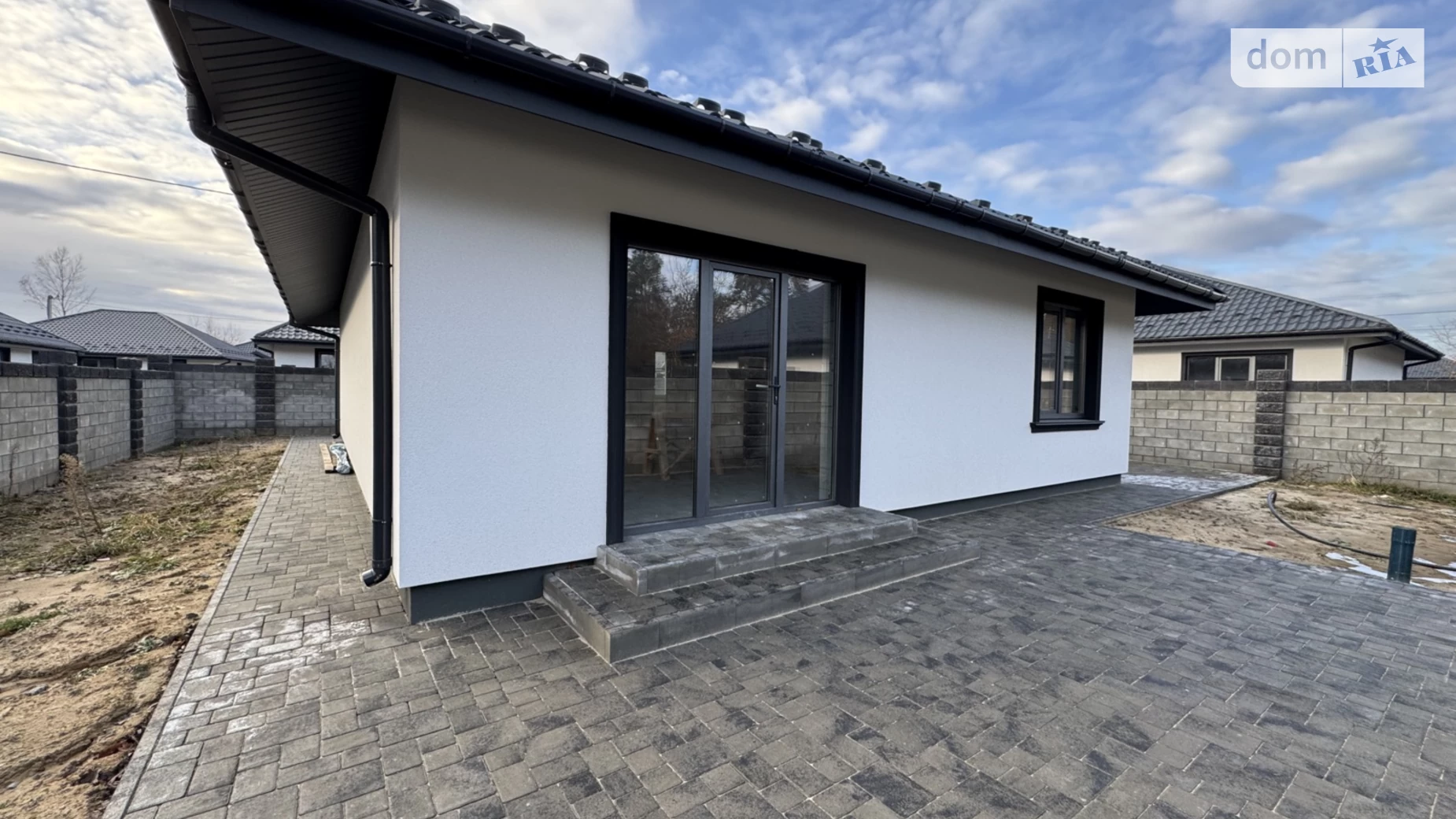 Продается одноэтажный дом 98 кв. м с подвалом, цена: 77000 $ - фото 2