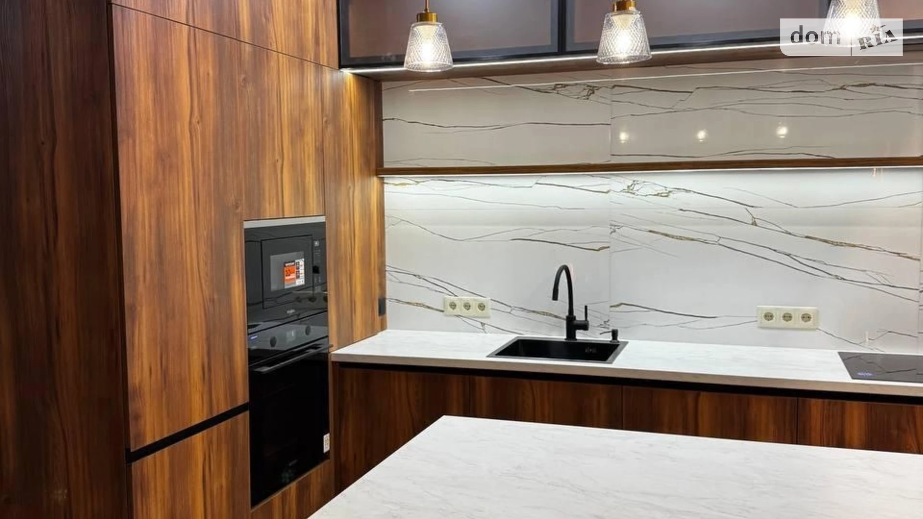 Сдается в аренду дом на 2 этажа 125 кв. м с гаражом, цена: 1800 $ - фото 3
