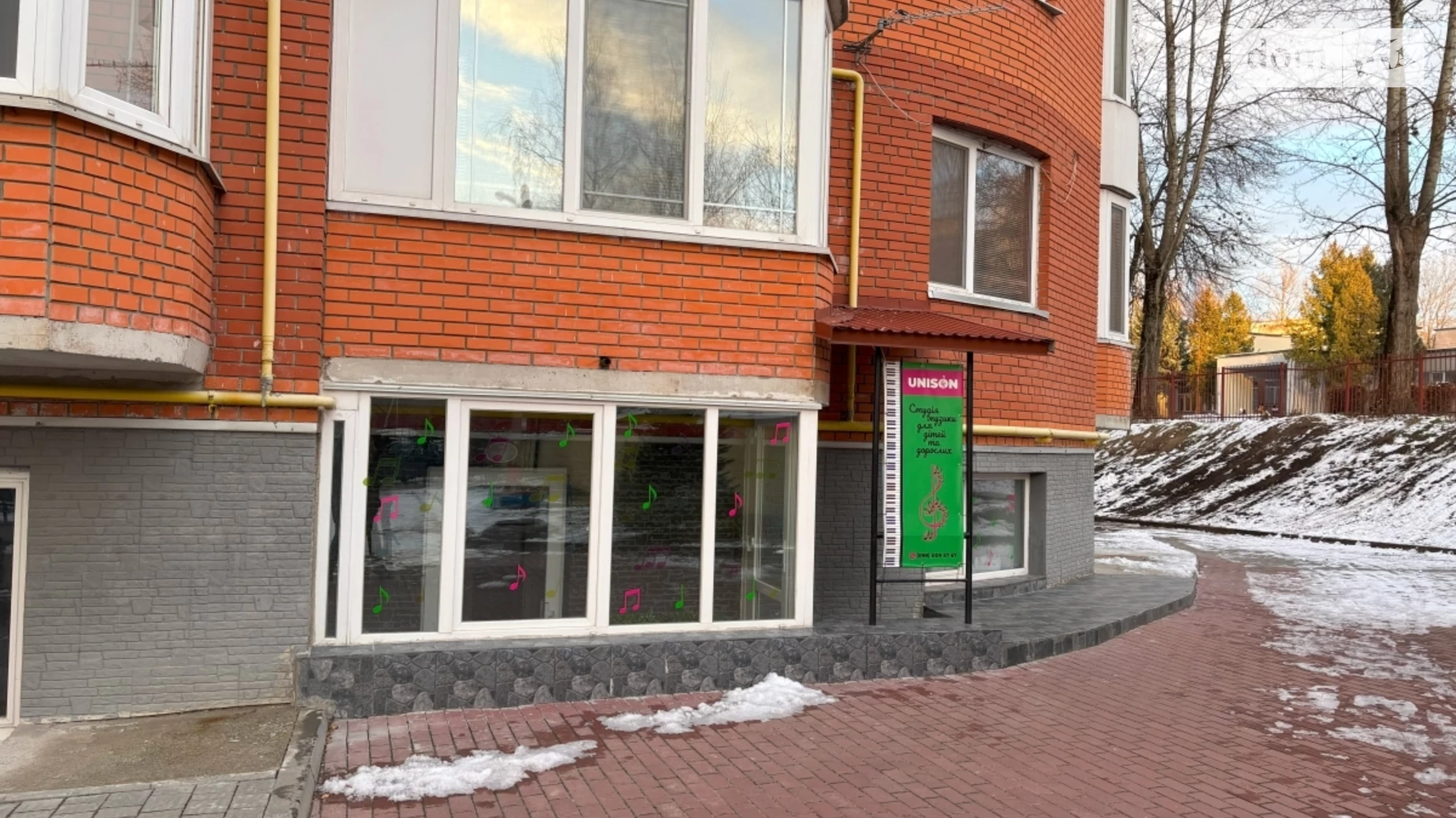Продается помещения свободного назначения 68 кв. м в 10-этажном здании, цена: 57500 $ - фото 2